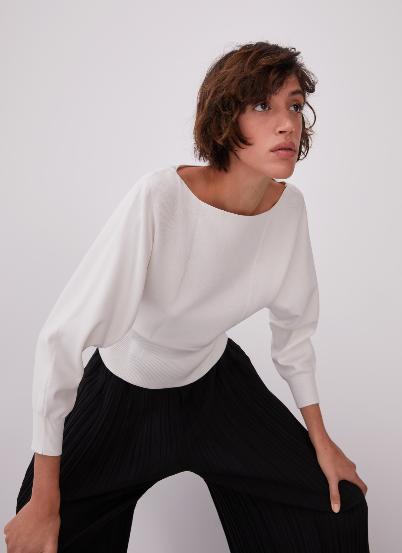 Jersey con cintura ancha en punto goma image number 4