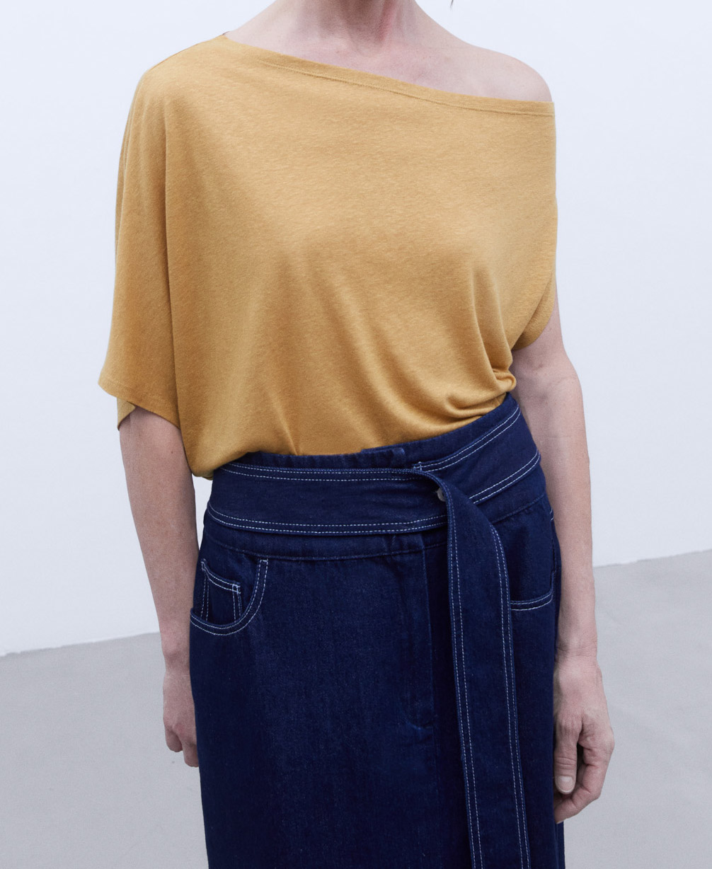 Cotton and lyocell loose T-shirt image number 0