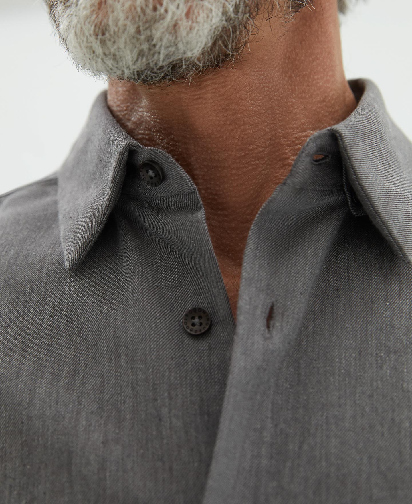 Camisa en sarga de algodón image number 3