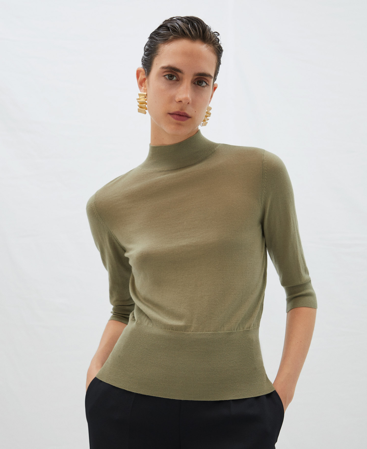 Jersey cuello perkins en lana merino image number 0