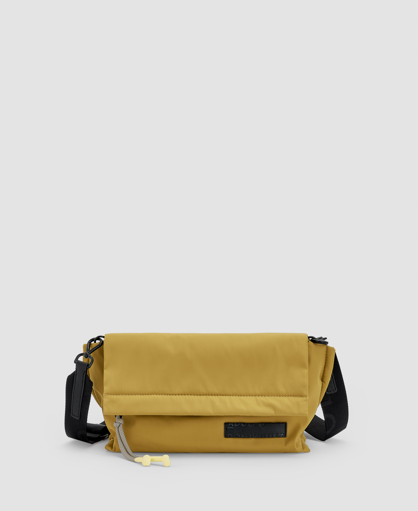 Recycled materials shoulder bag image number 0