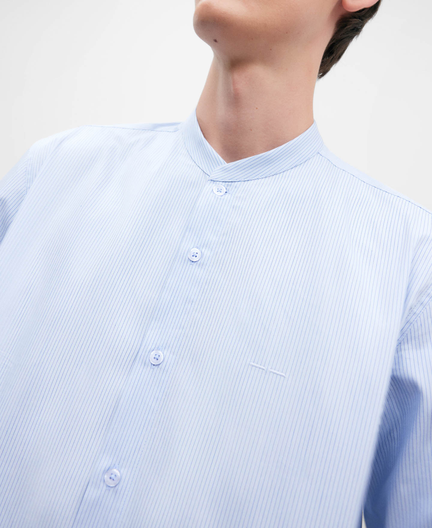 Camisa hombre regular fit a rayas image number 3