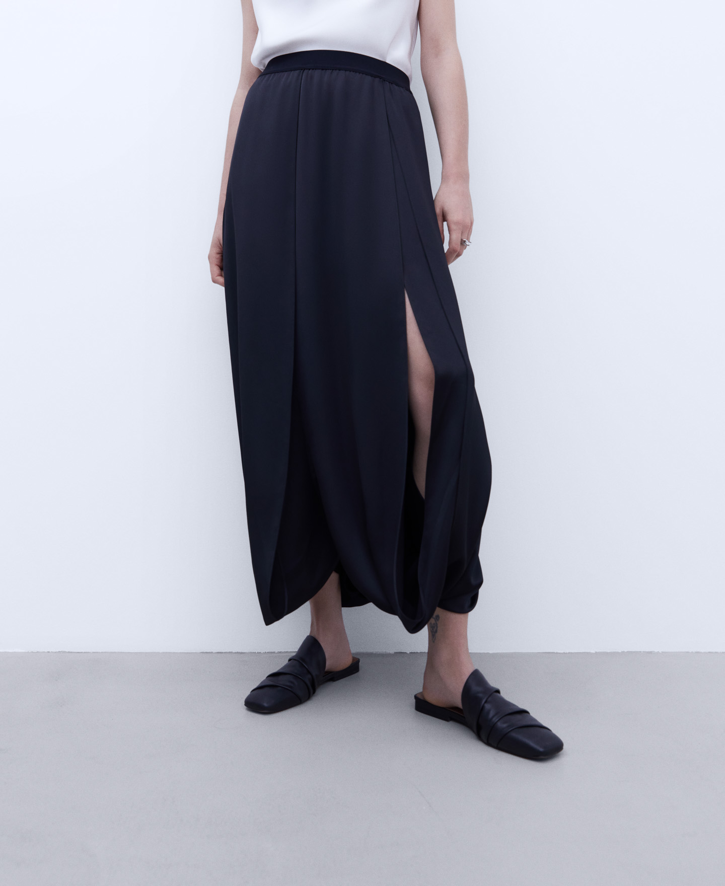 Long strappy skirt image number 0