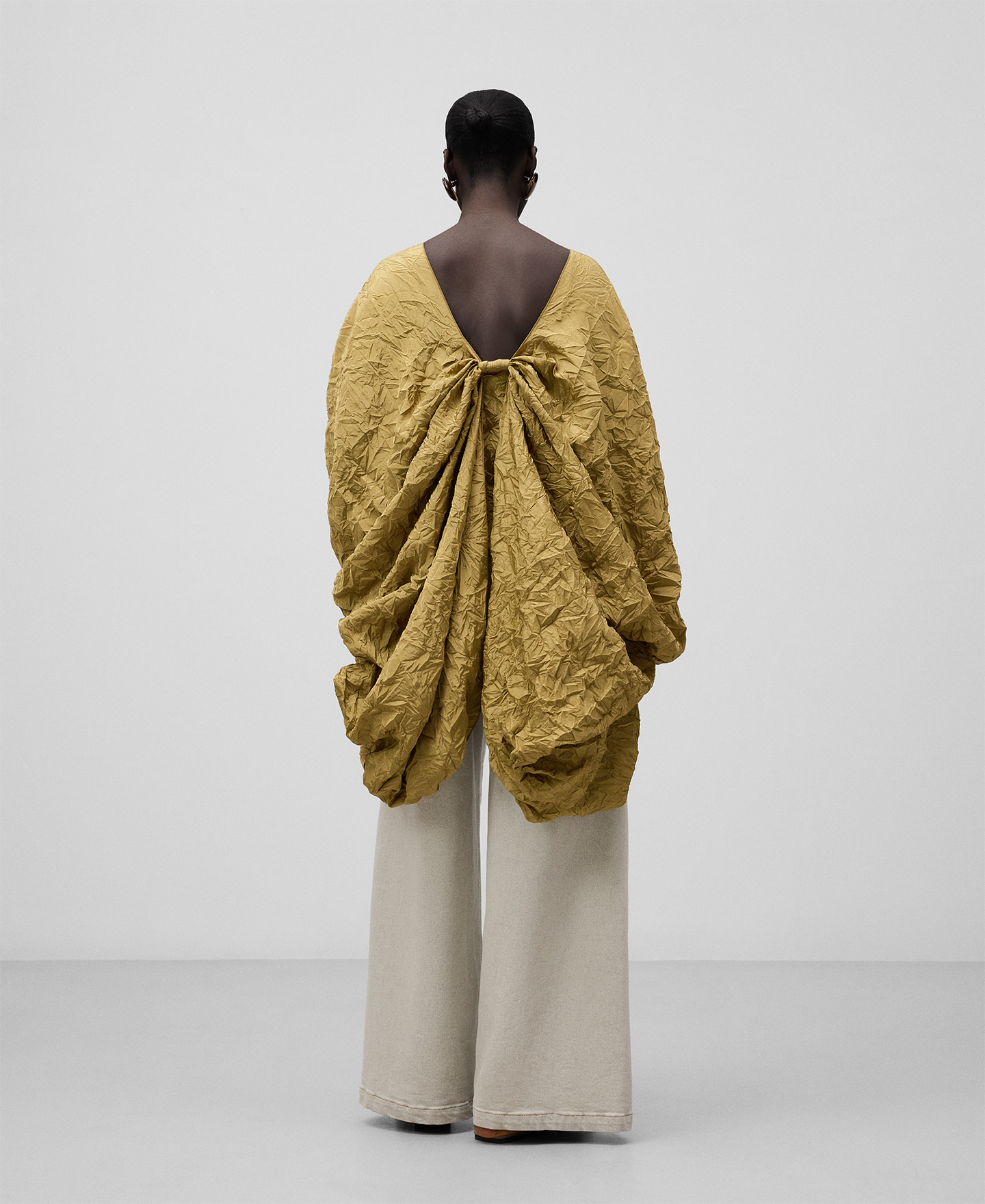 Cape symétrique en polyester recyclé femme image number 2