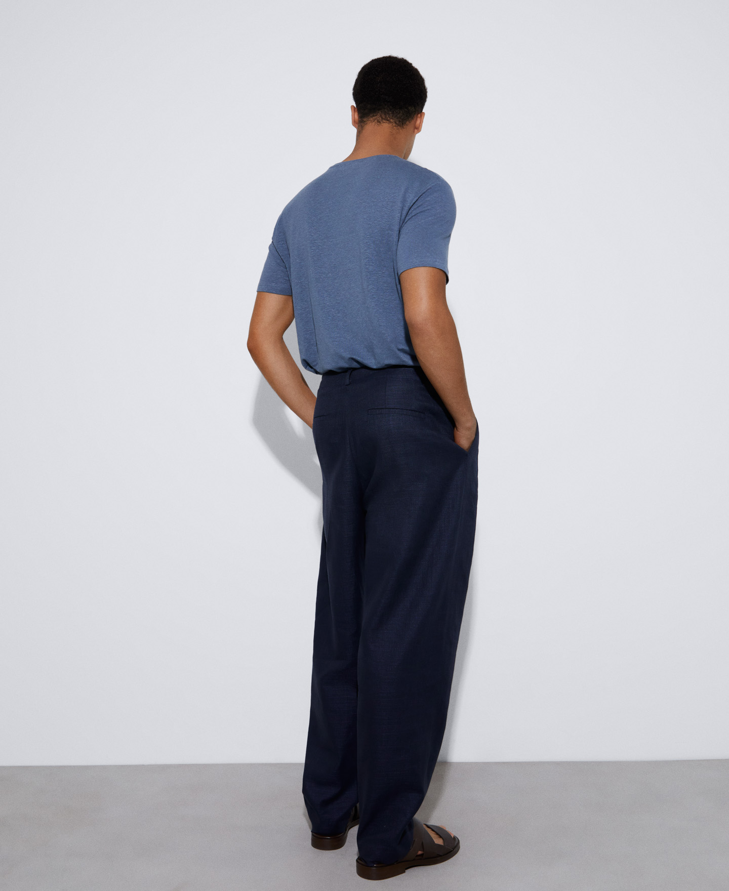 Wide European linen and cotton trousers image number 2
