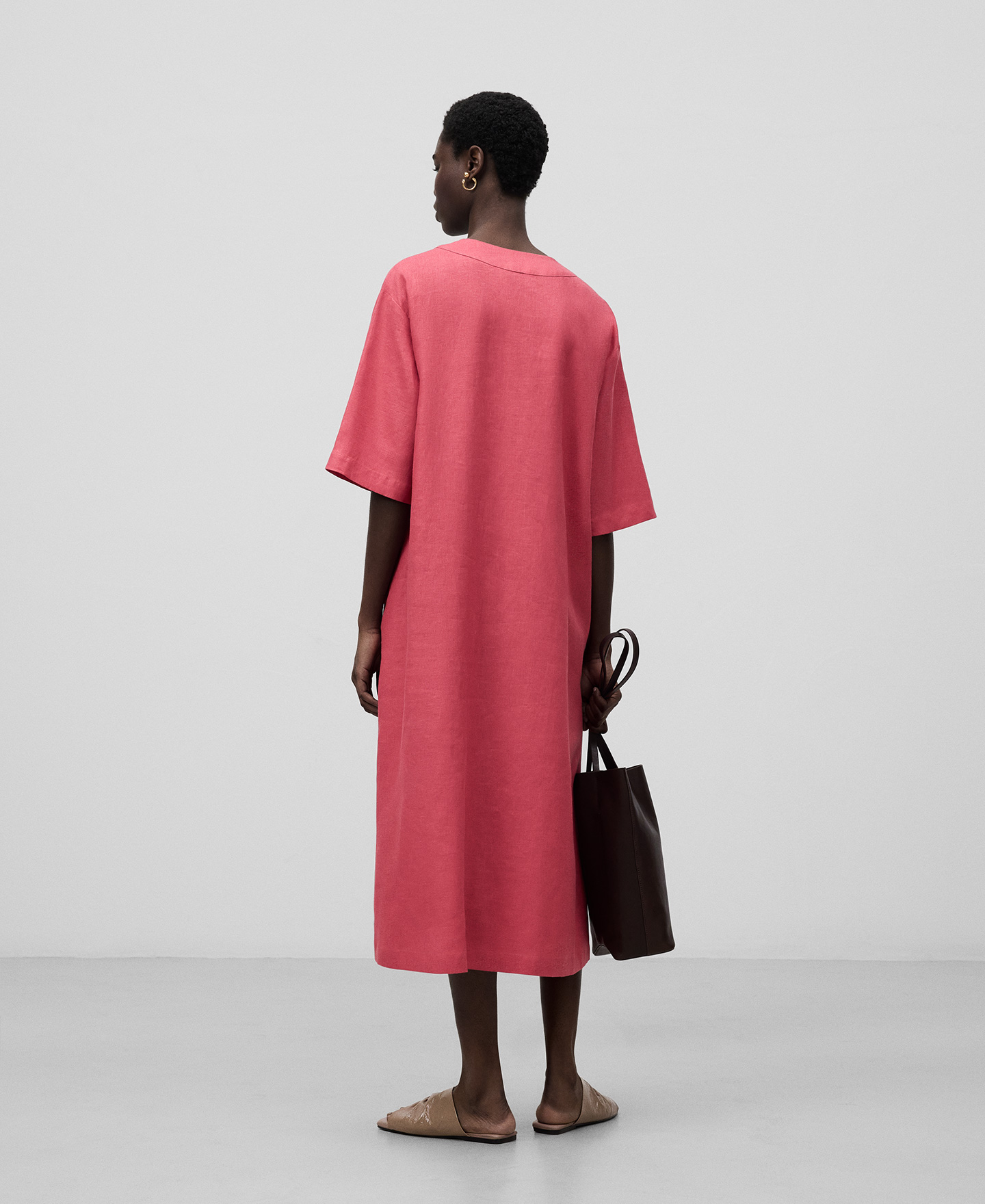 European linen pink kaftan woman image number 2