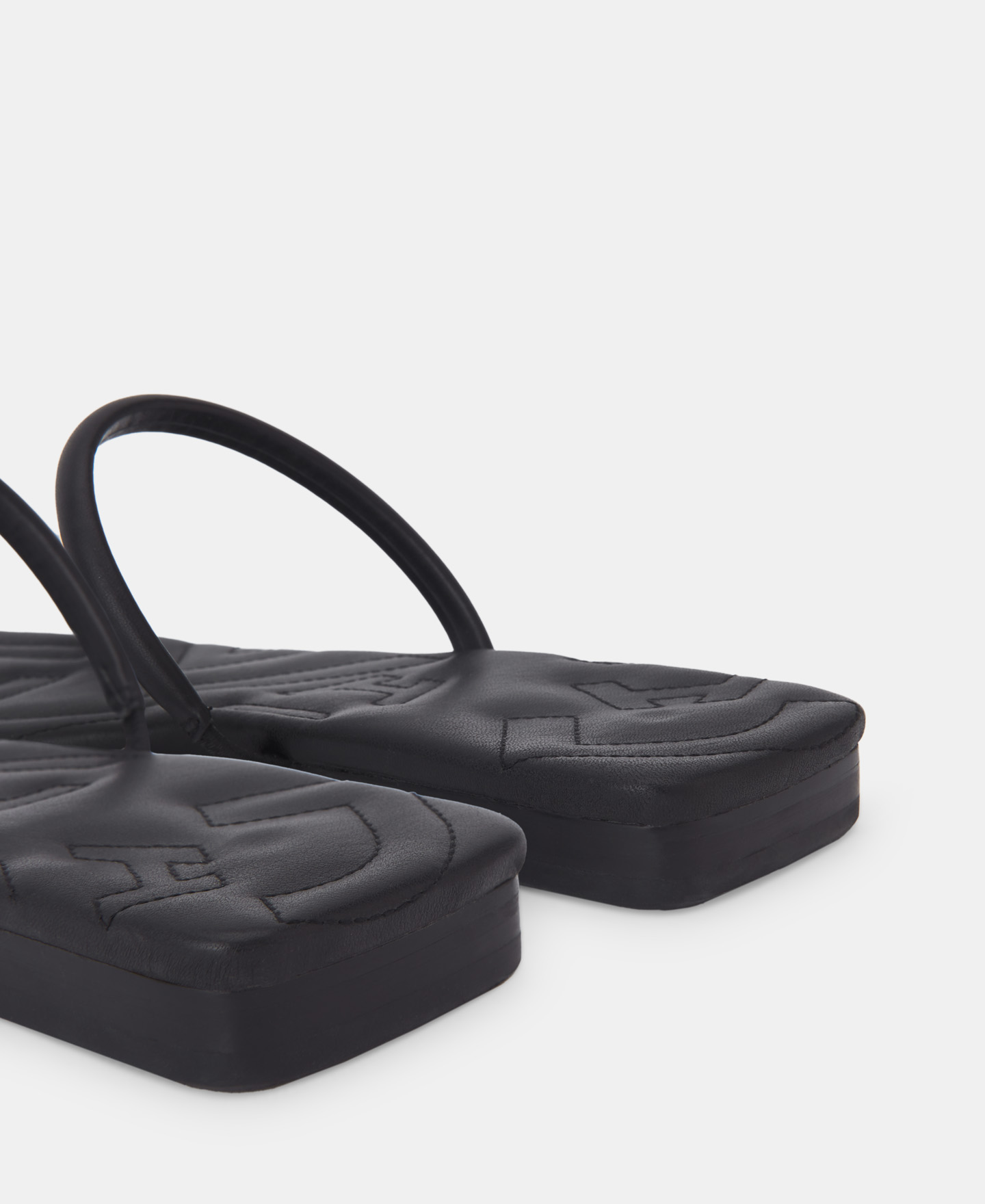 Black padded sandals image number 2