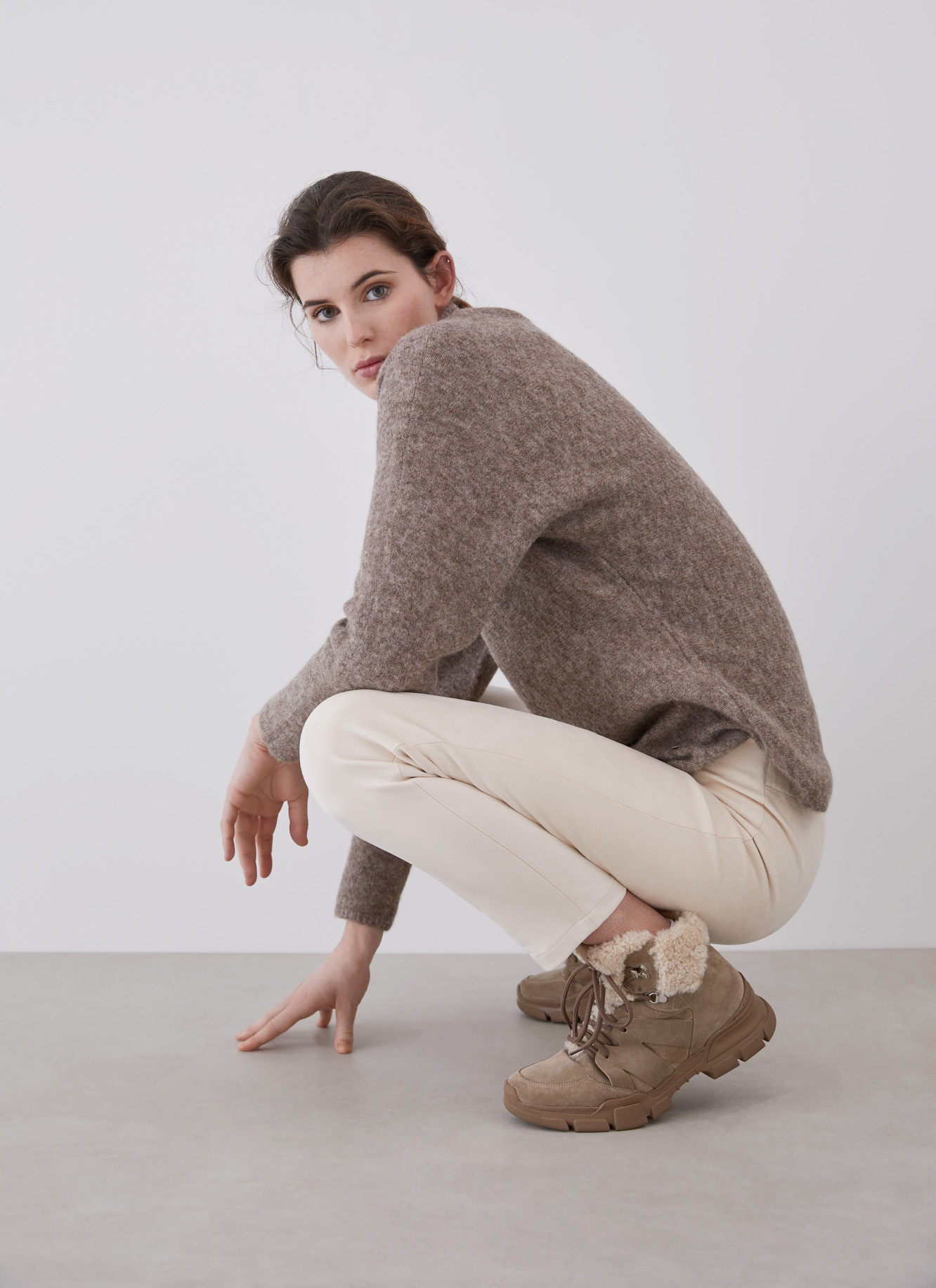 Suedette leggins image number 4
