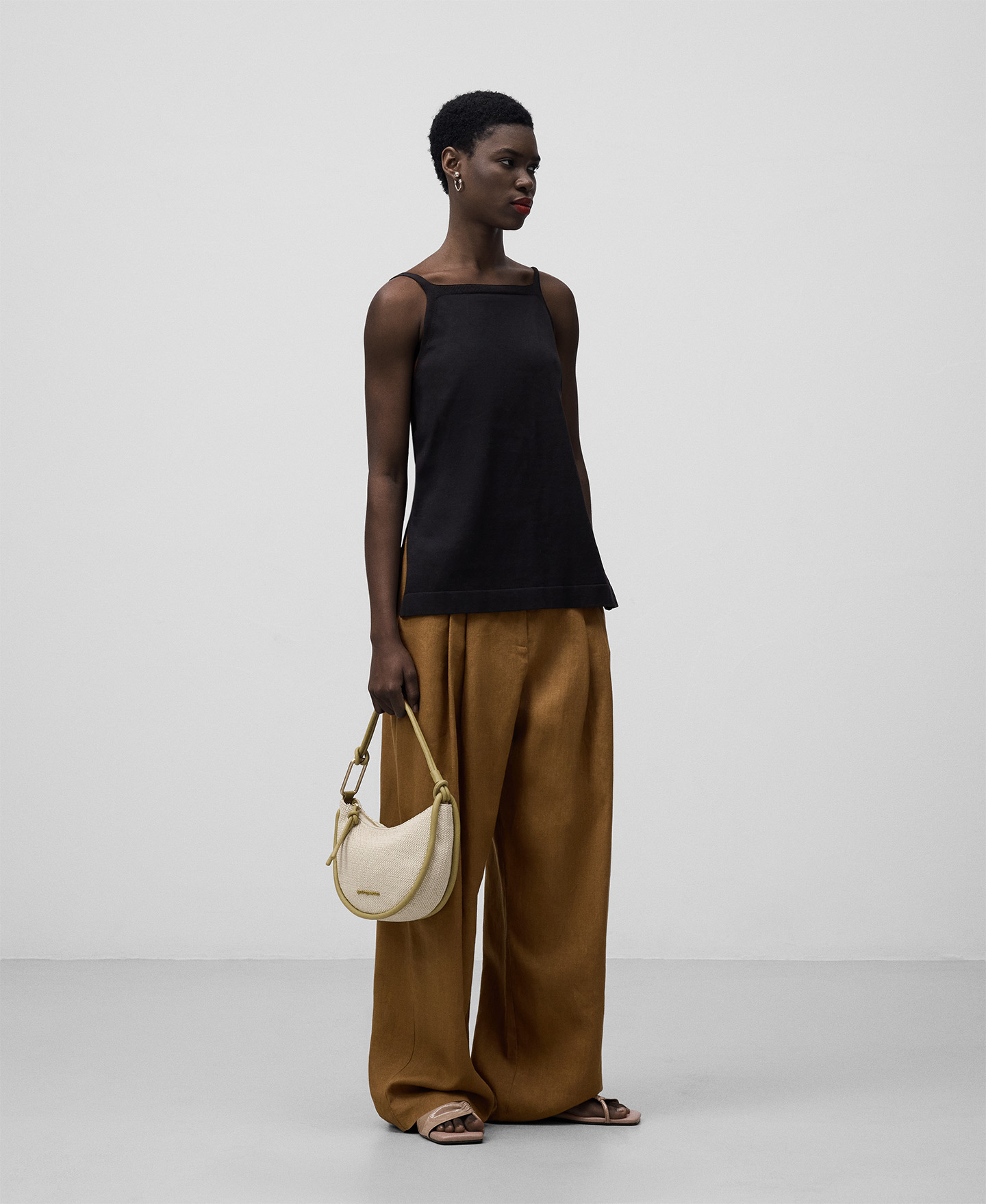 Luna raffia-textured shoulder bag woman image number 4