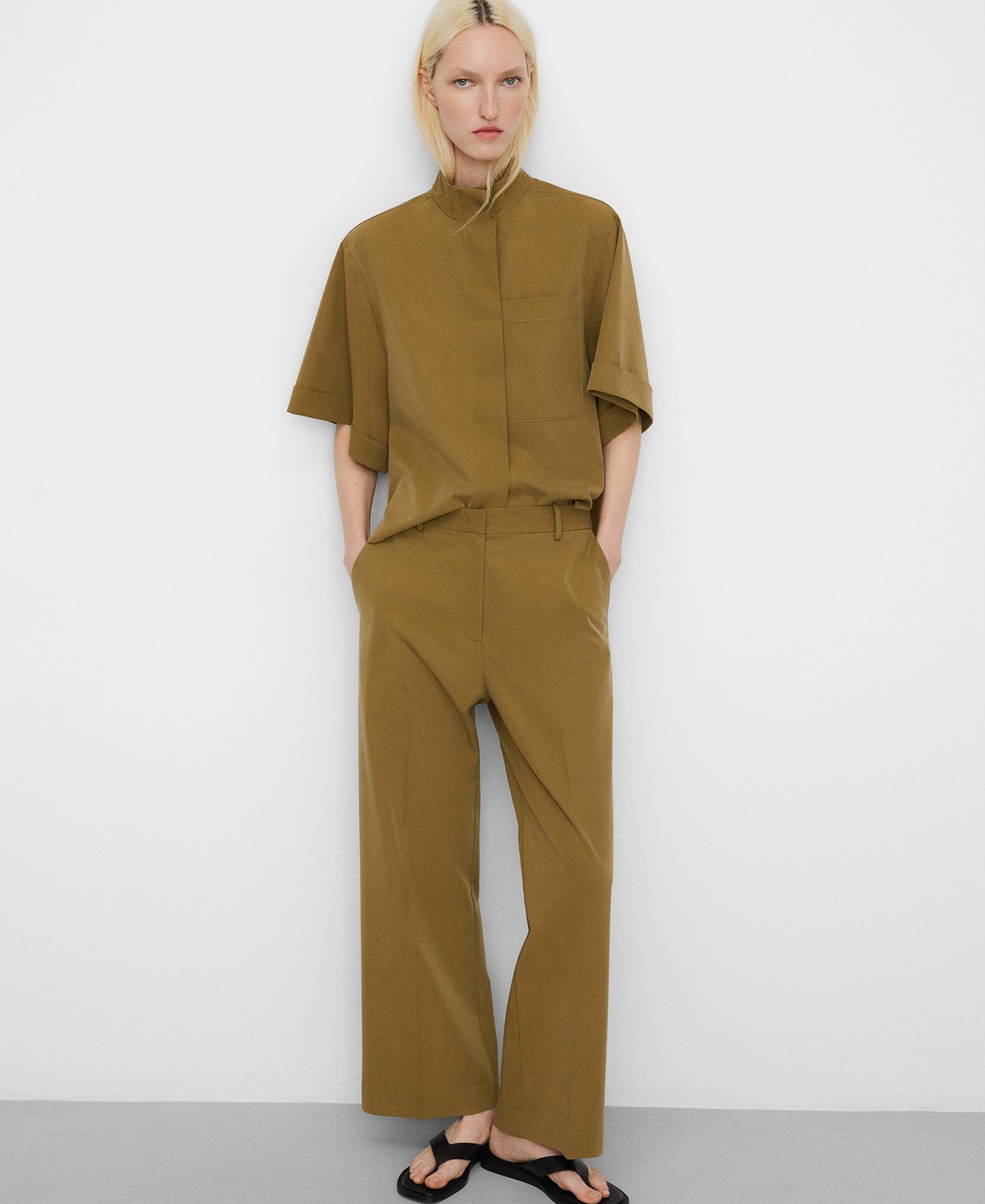 Ankle-length trousers woman image number 1