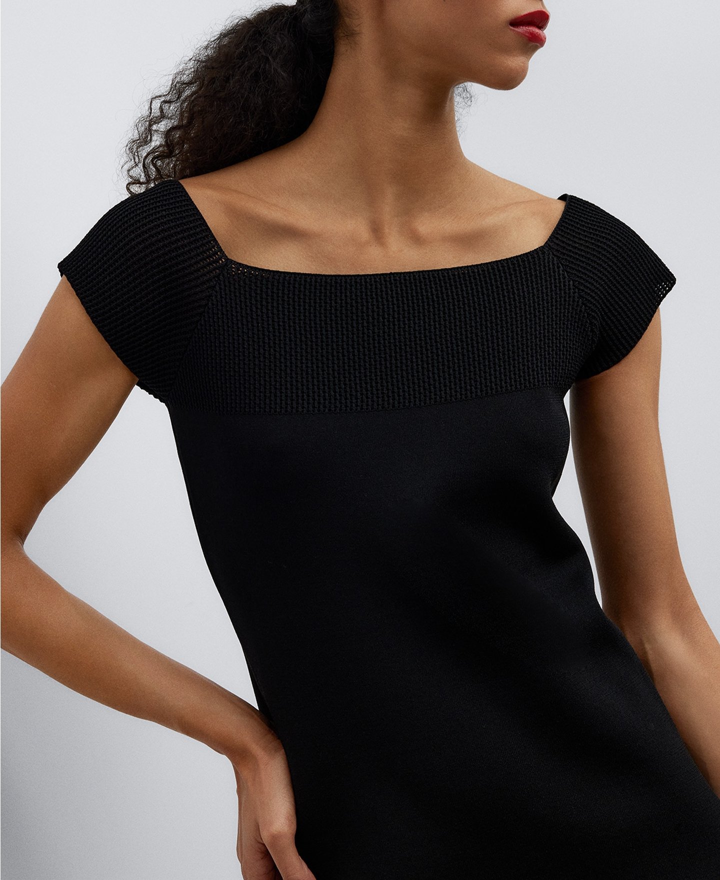 A-line black dress woman image number 0