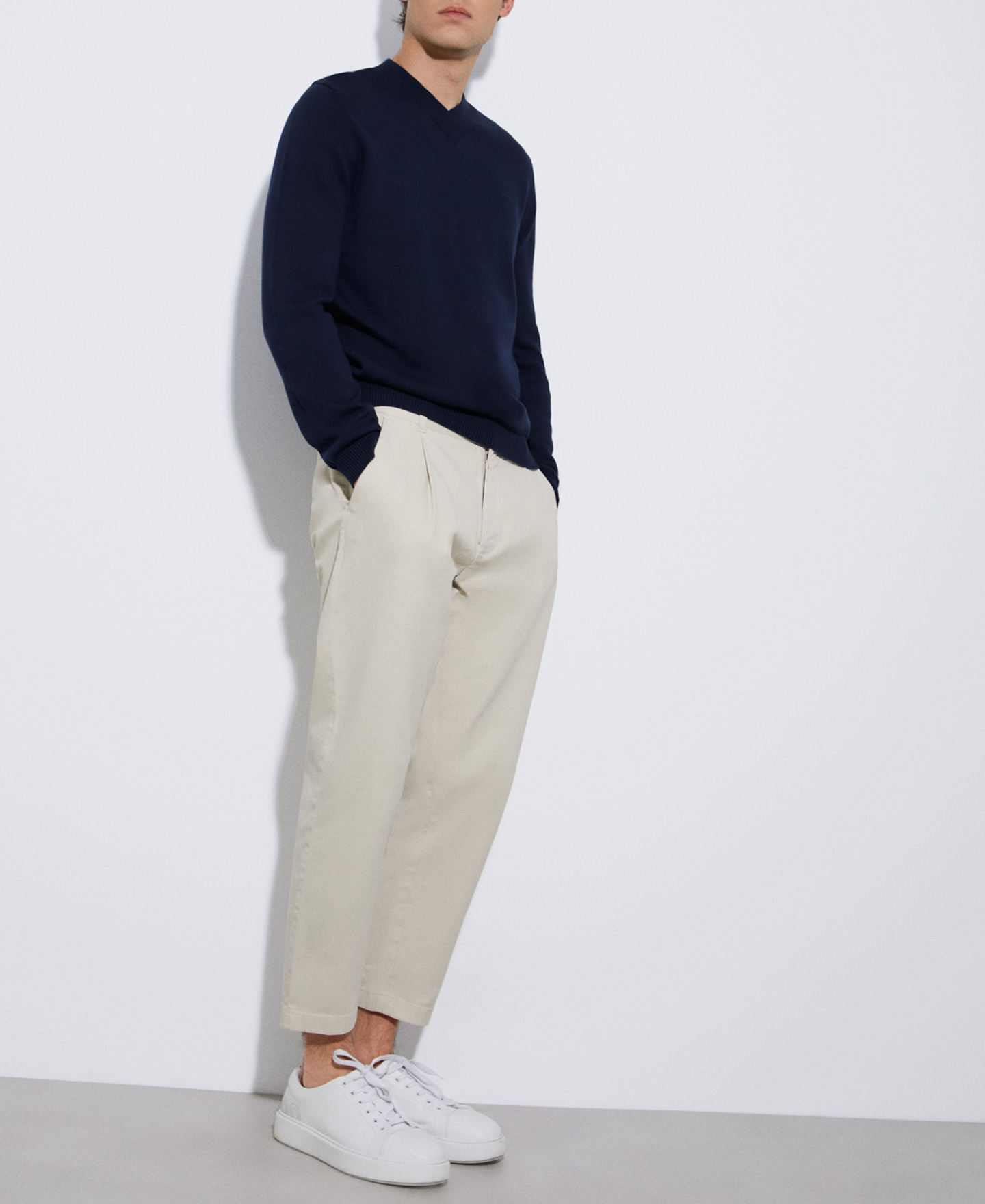 Responsible cotton V-neck sweater image number 1