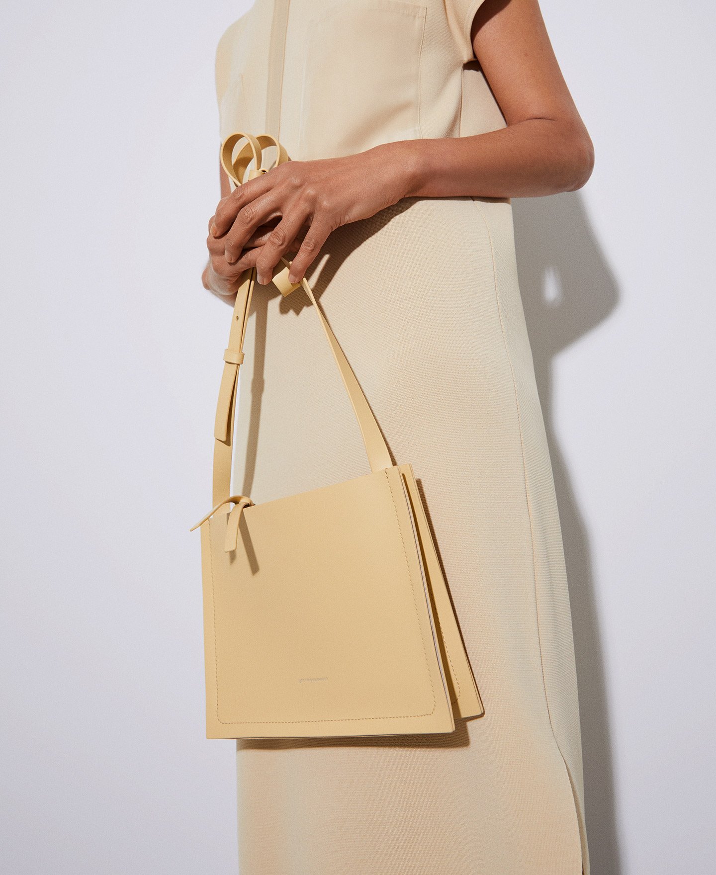 Responsible vachetta shoulder strap image number 4