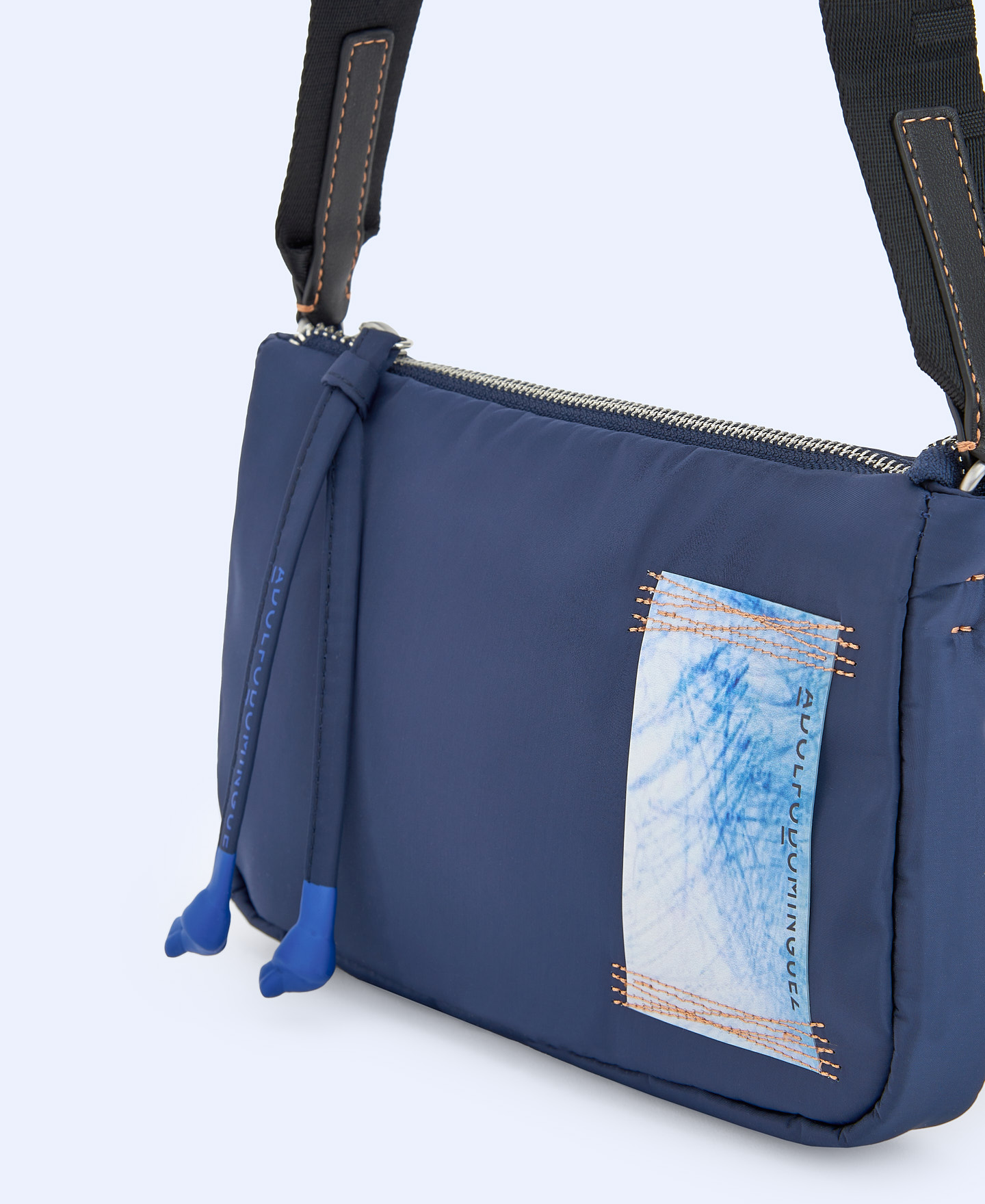 Padded fabric small shoulder bag image number 3