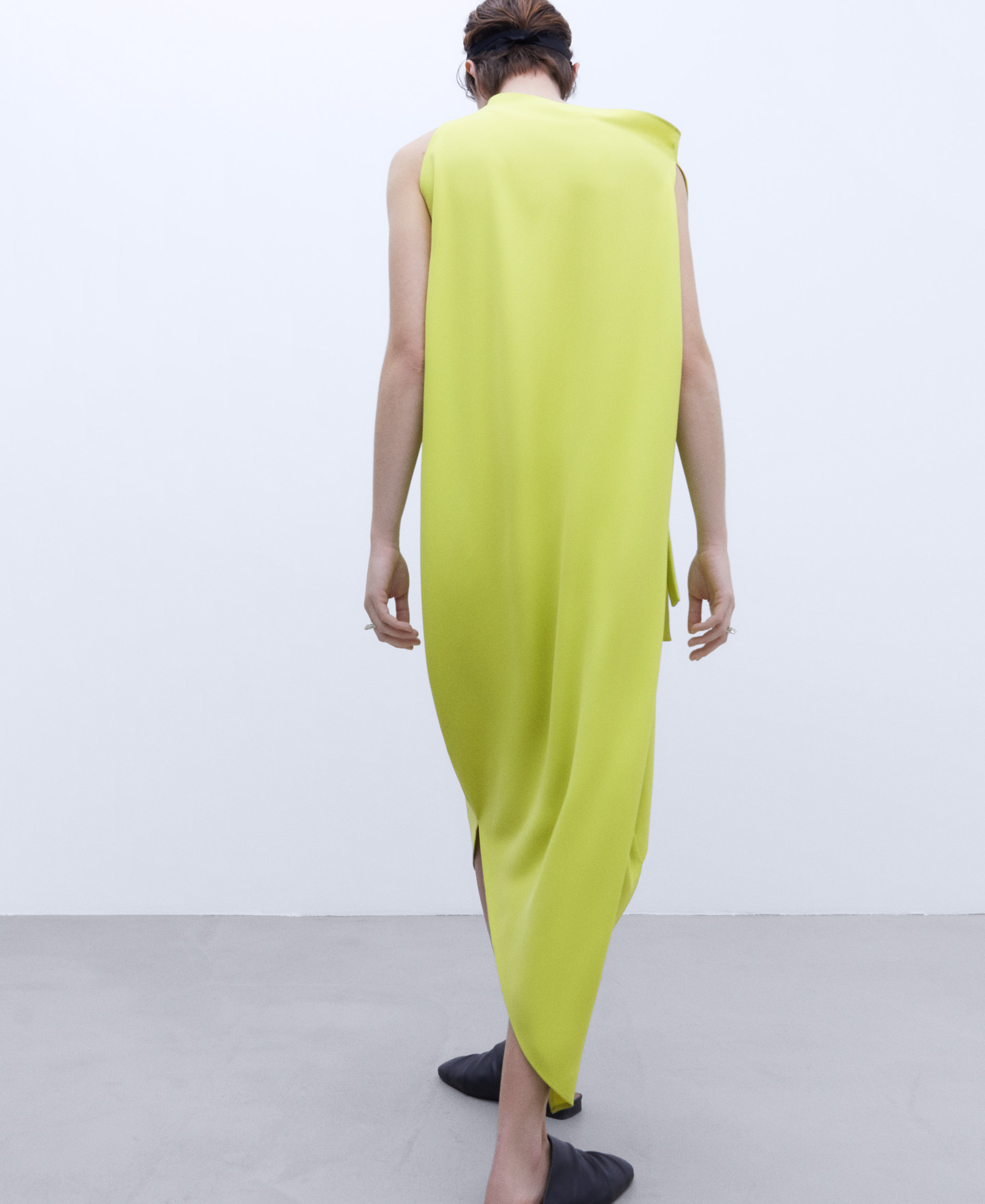Monochromatic asymmetric dress image number 2