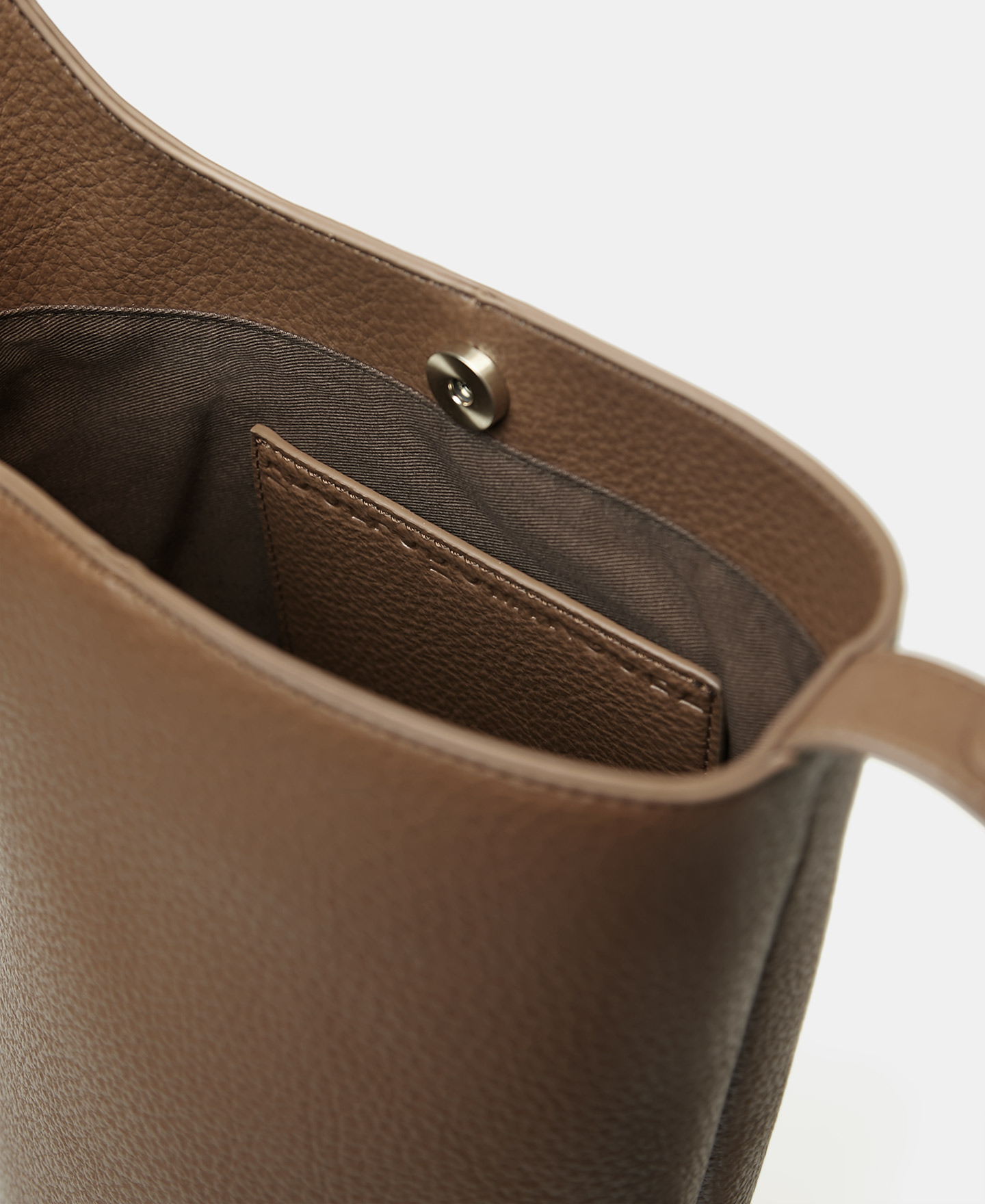 Recycled polyester bucket bag image number 2