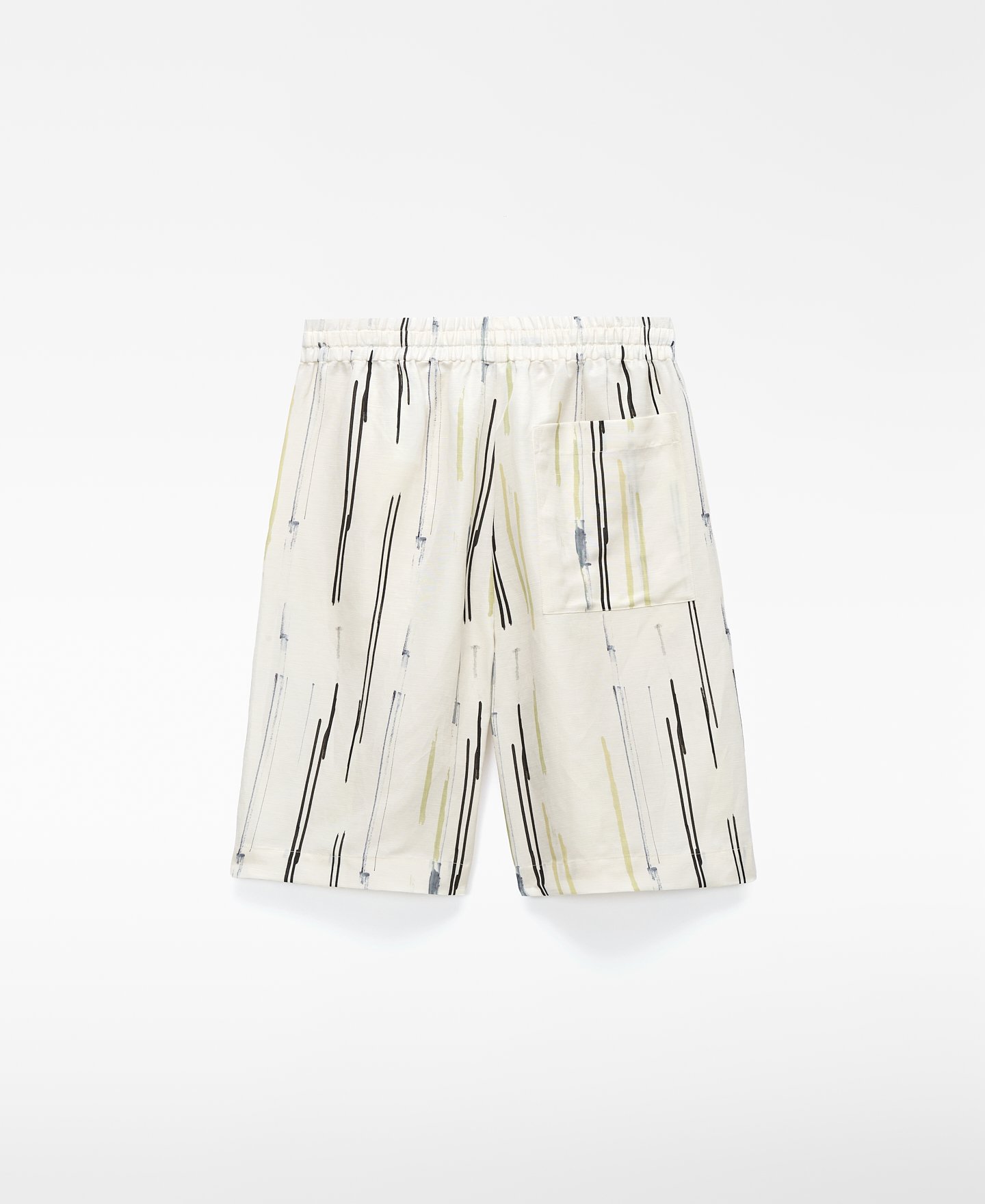 Bermuda relaxed fit estampada image number 5