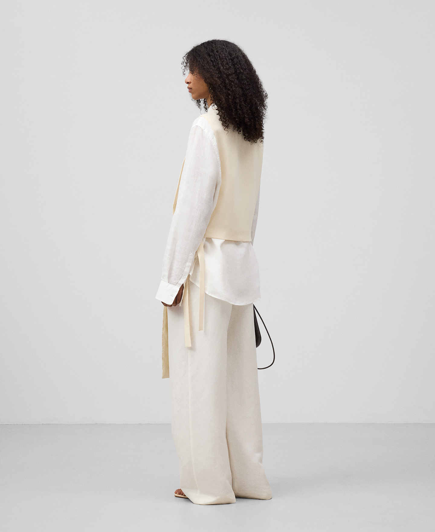 Gilet asymétrique bimatière femme image number 2