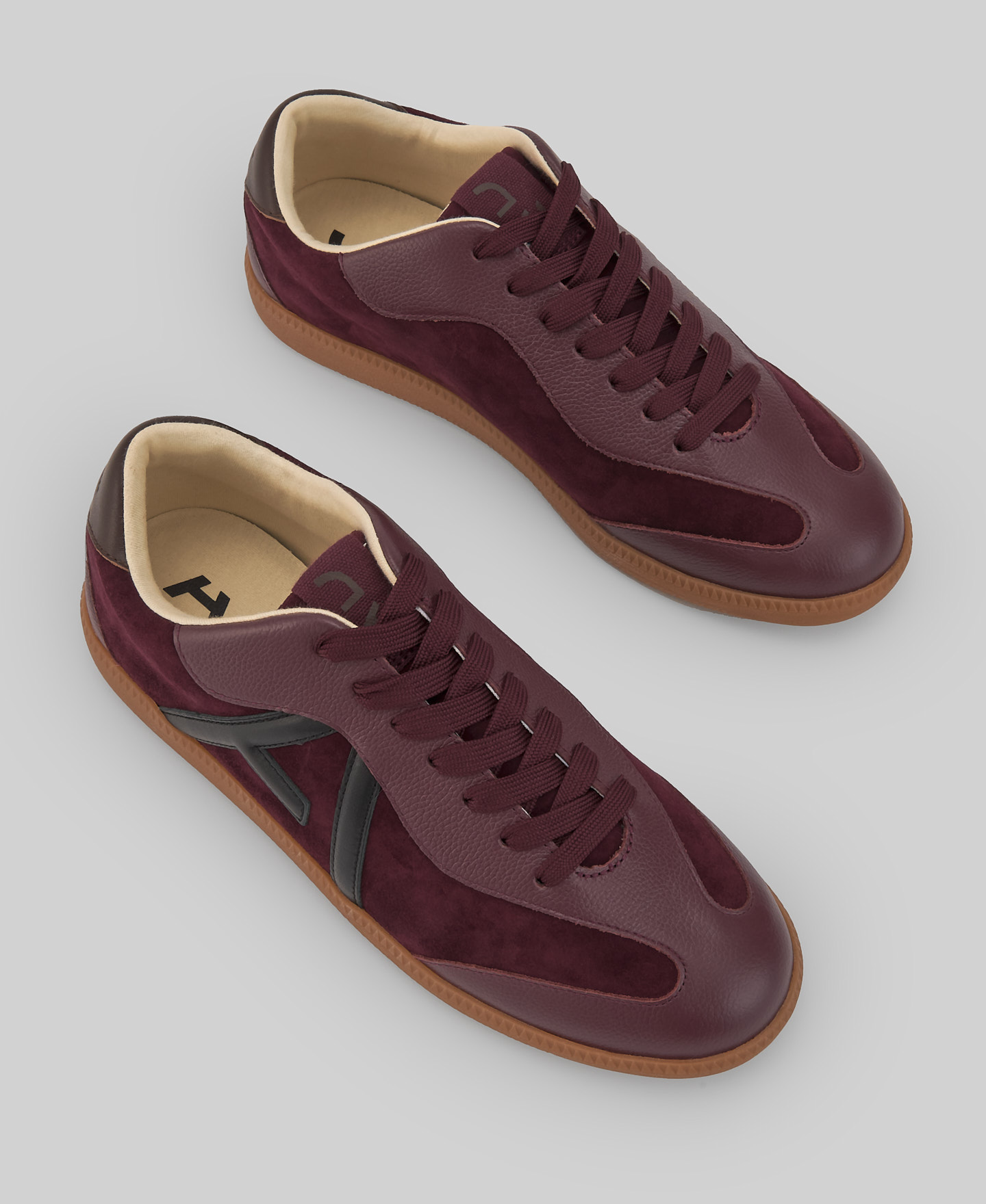 Leather and suede logo sneakers woman image number 1