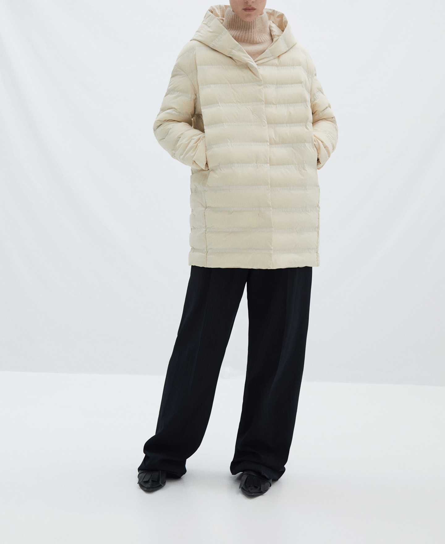 Straight padded jacket with hood image number 1