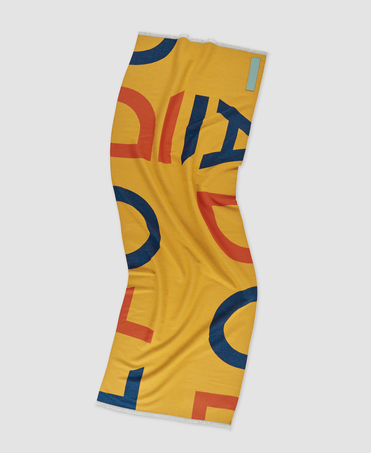 Tow-tone maxi logo scarf image number 1