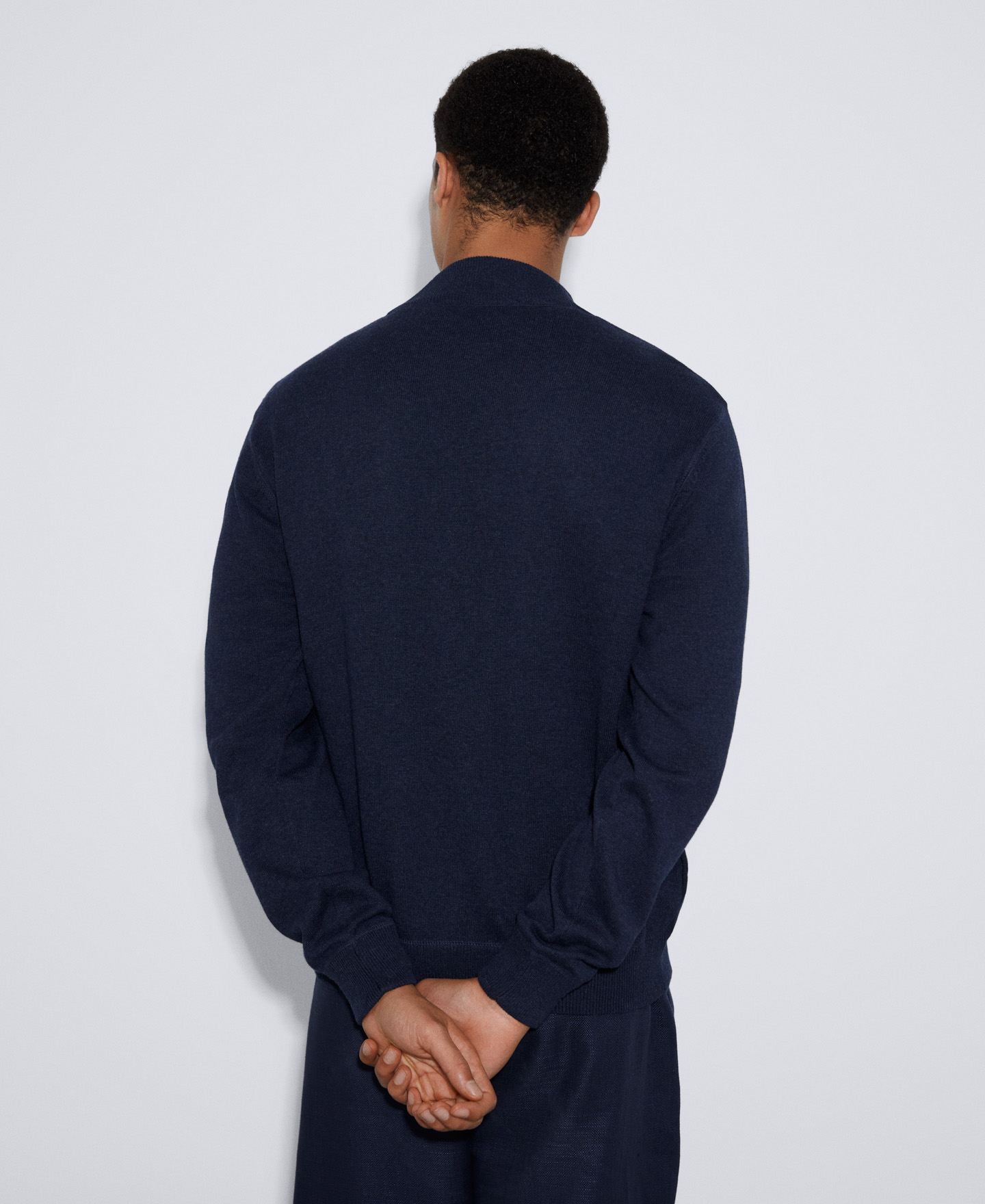 Knitted jacket in linen and cotton image number 2