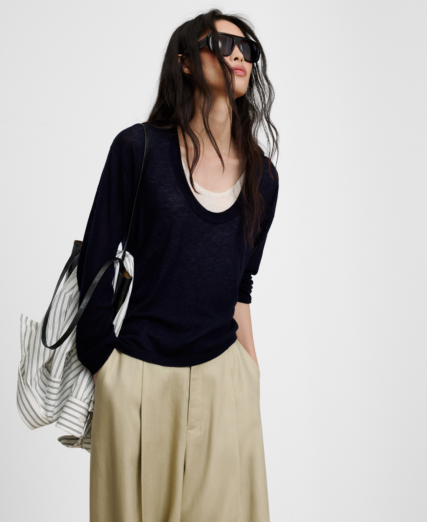 Merino wool double-layer knit sweater image number 4