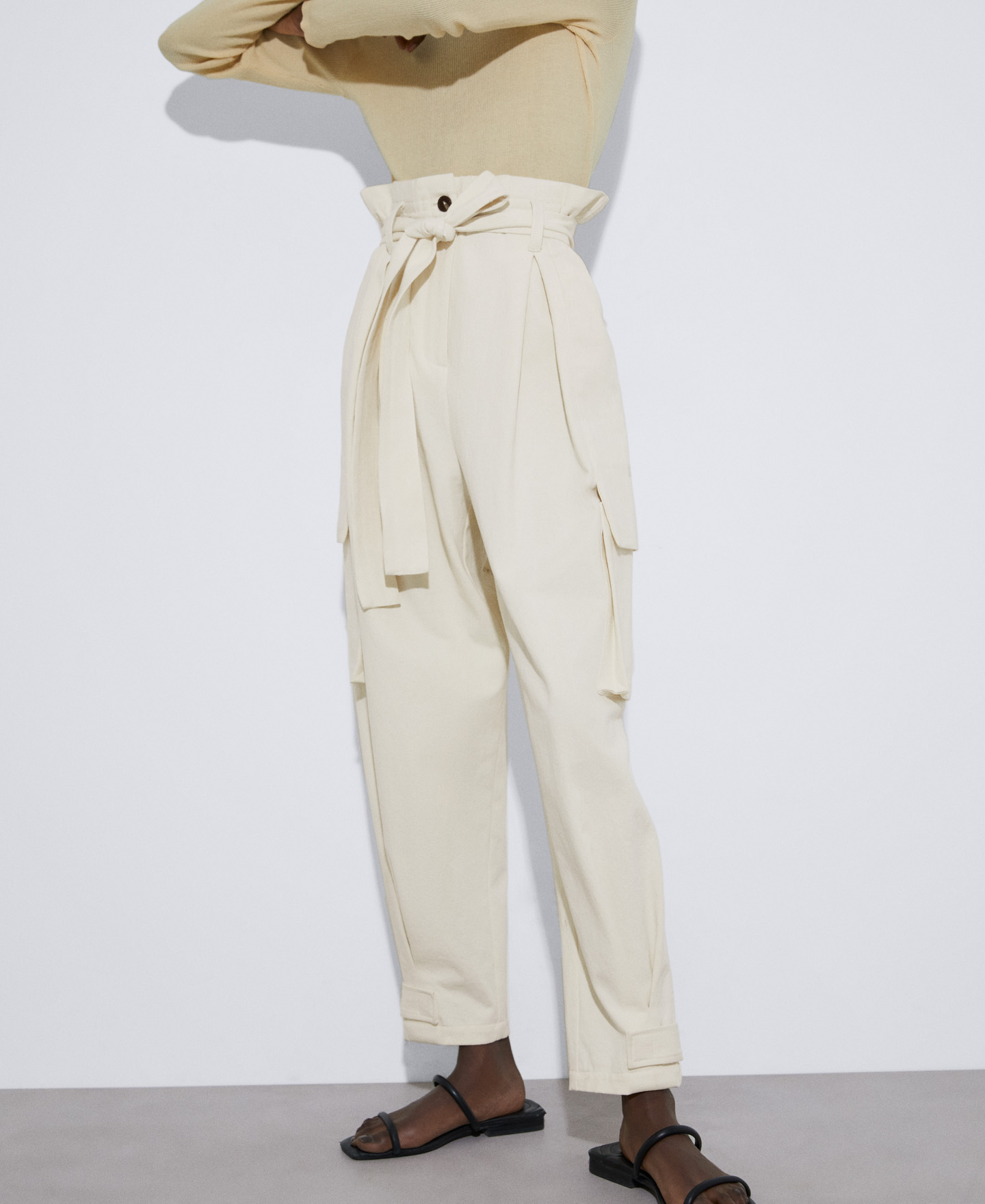 Cotton twill cargo trousers image number 0