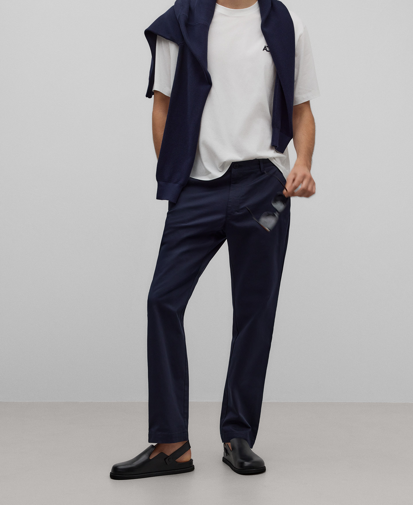Pantalón chino twill de algodón hombre image number 0