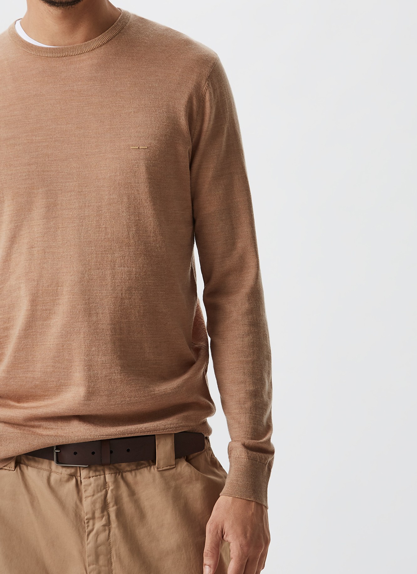 Jersey cuello caja en lana merino image number 8
