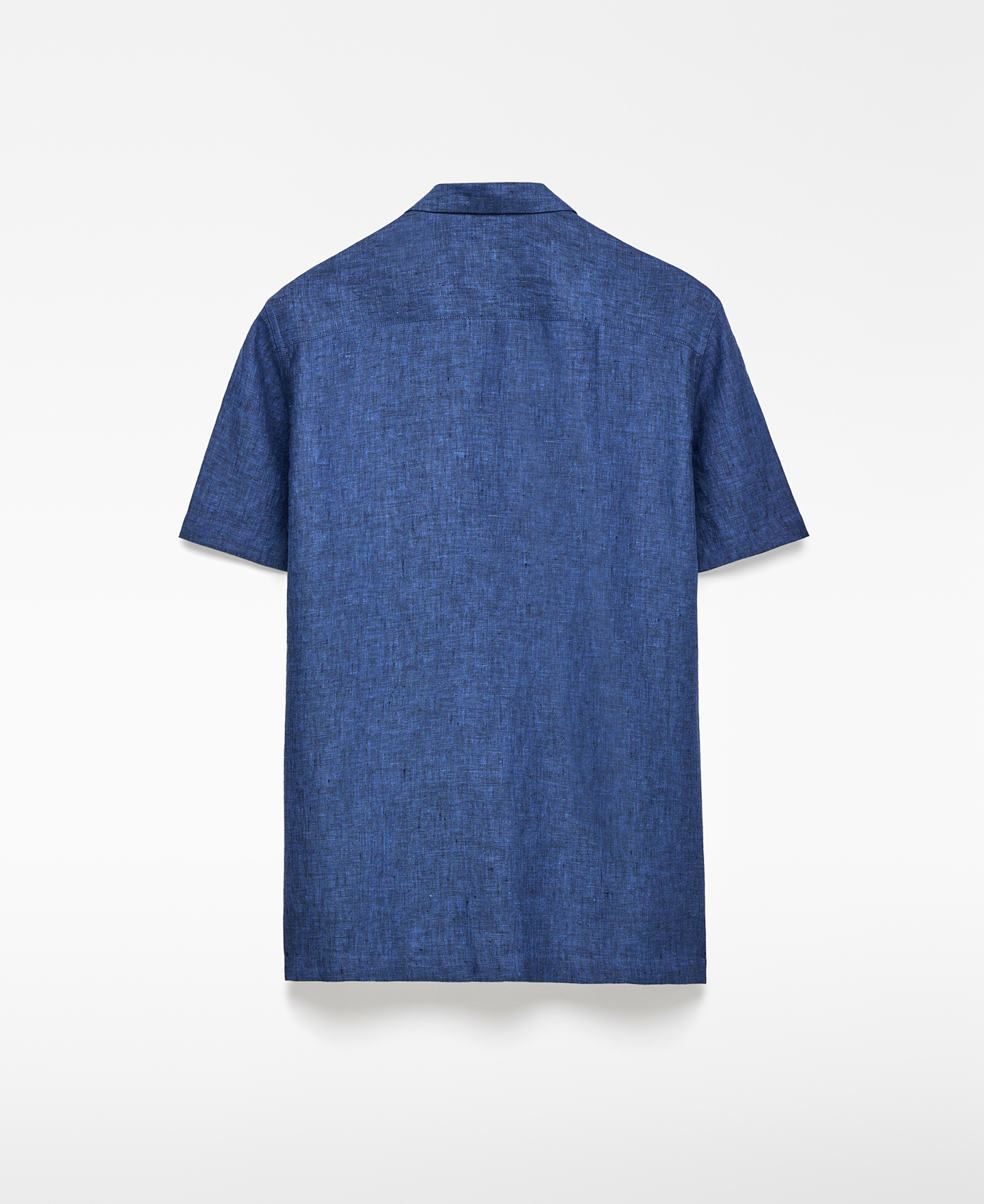 European linen bowling collar shirt man image number 5