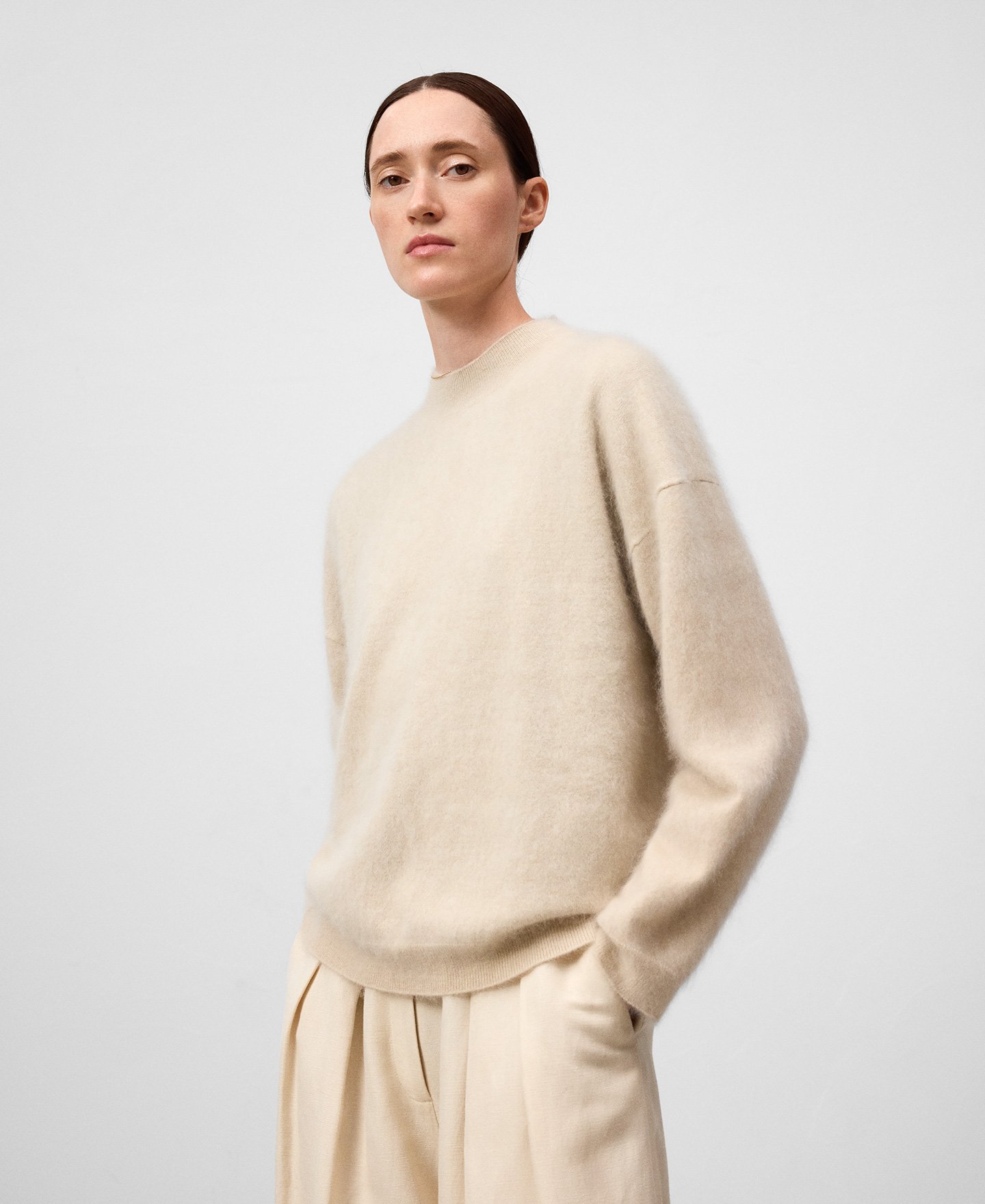 Cashmere perkins collar sweater woman image number 0