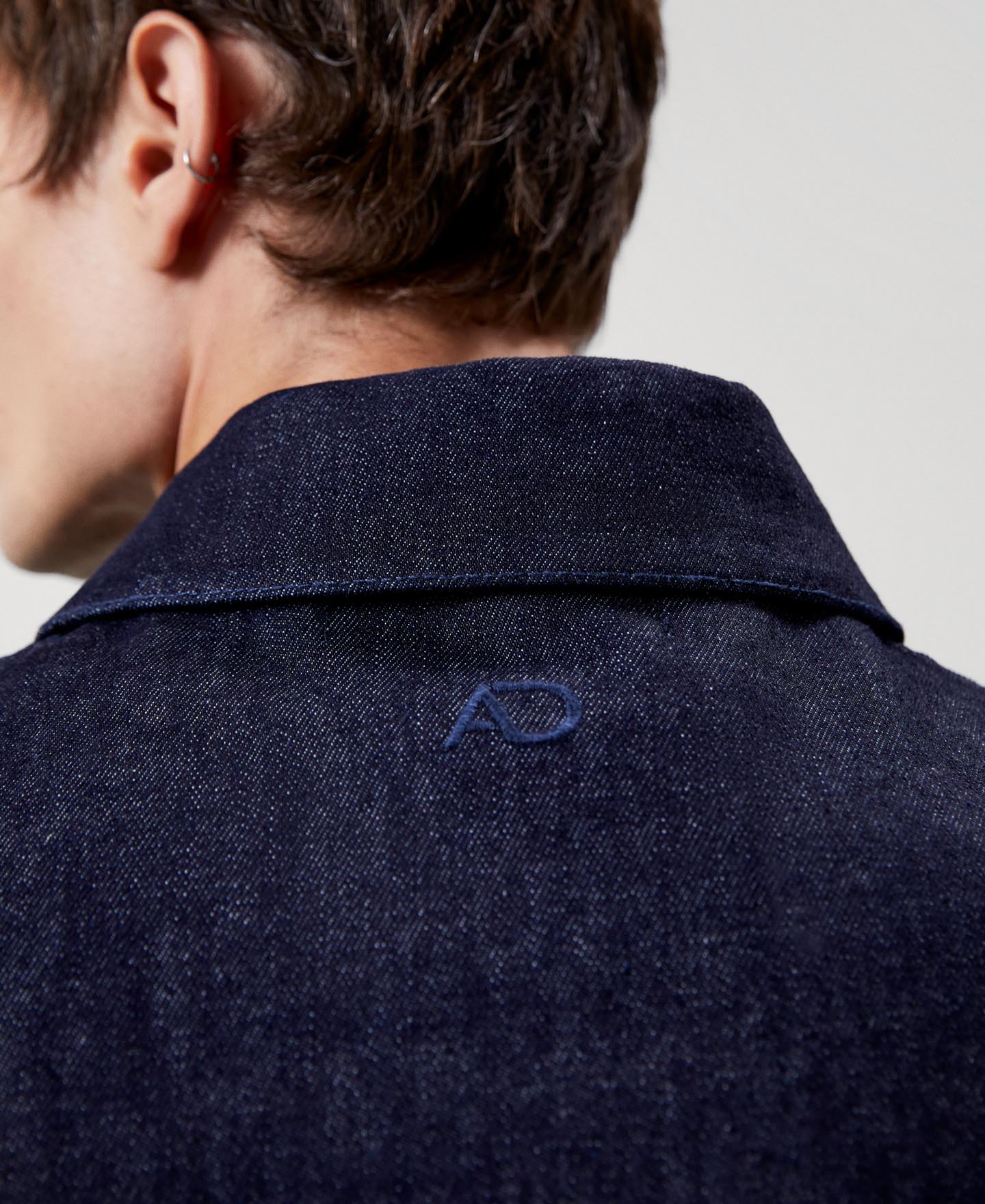 Sobrecamisa denim materiales reciclados image number 3