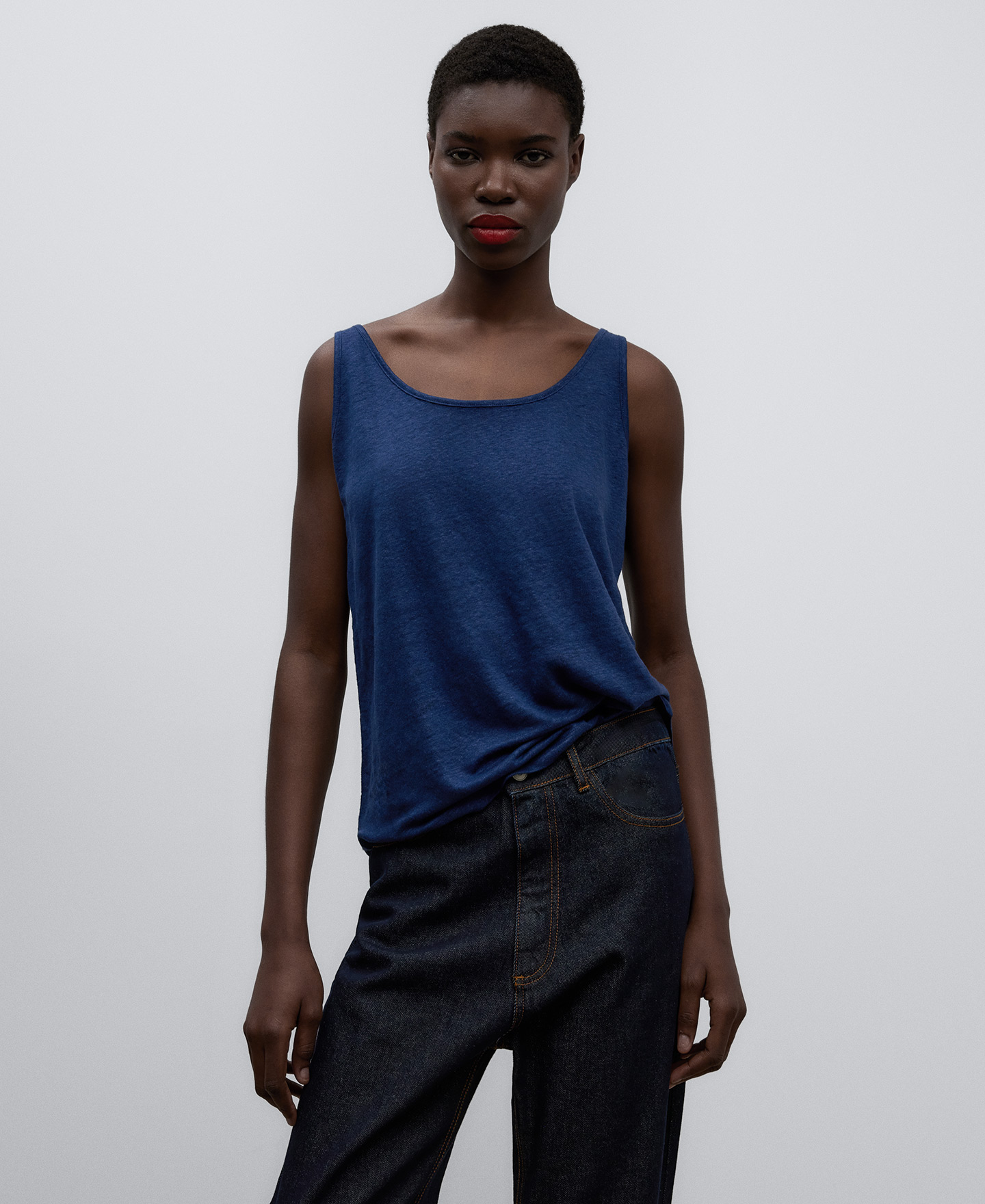Linen sleeveless T-shirt woman image number 0