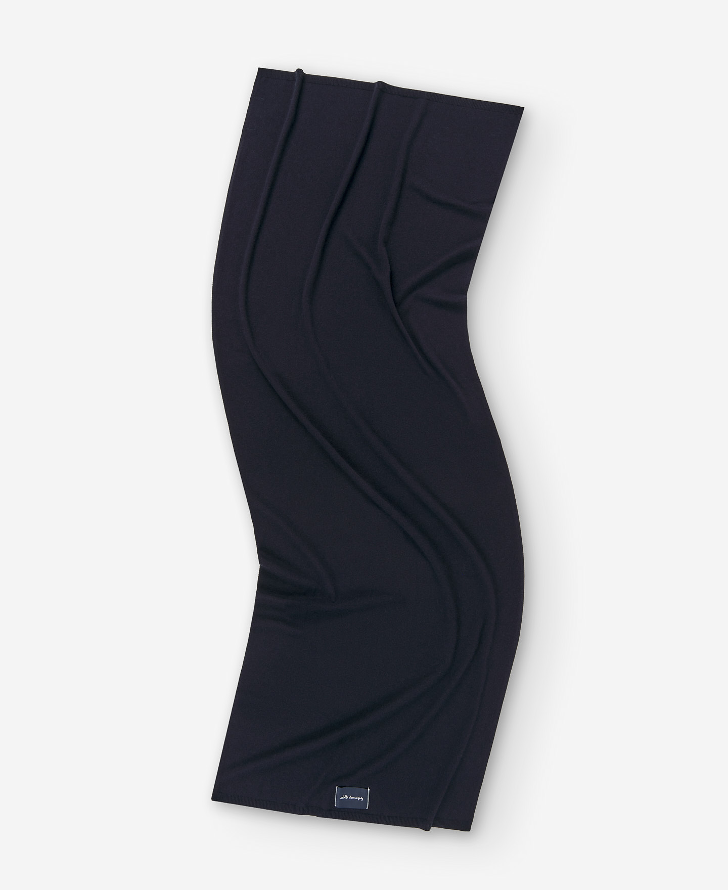 Navy blue merino wool scarf for men image number 1