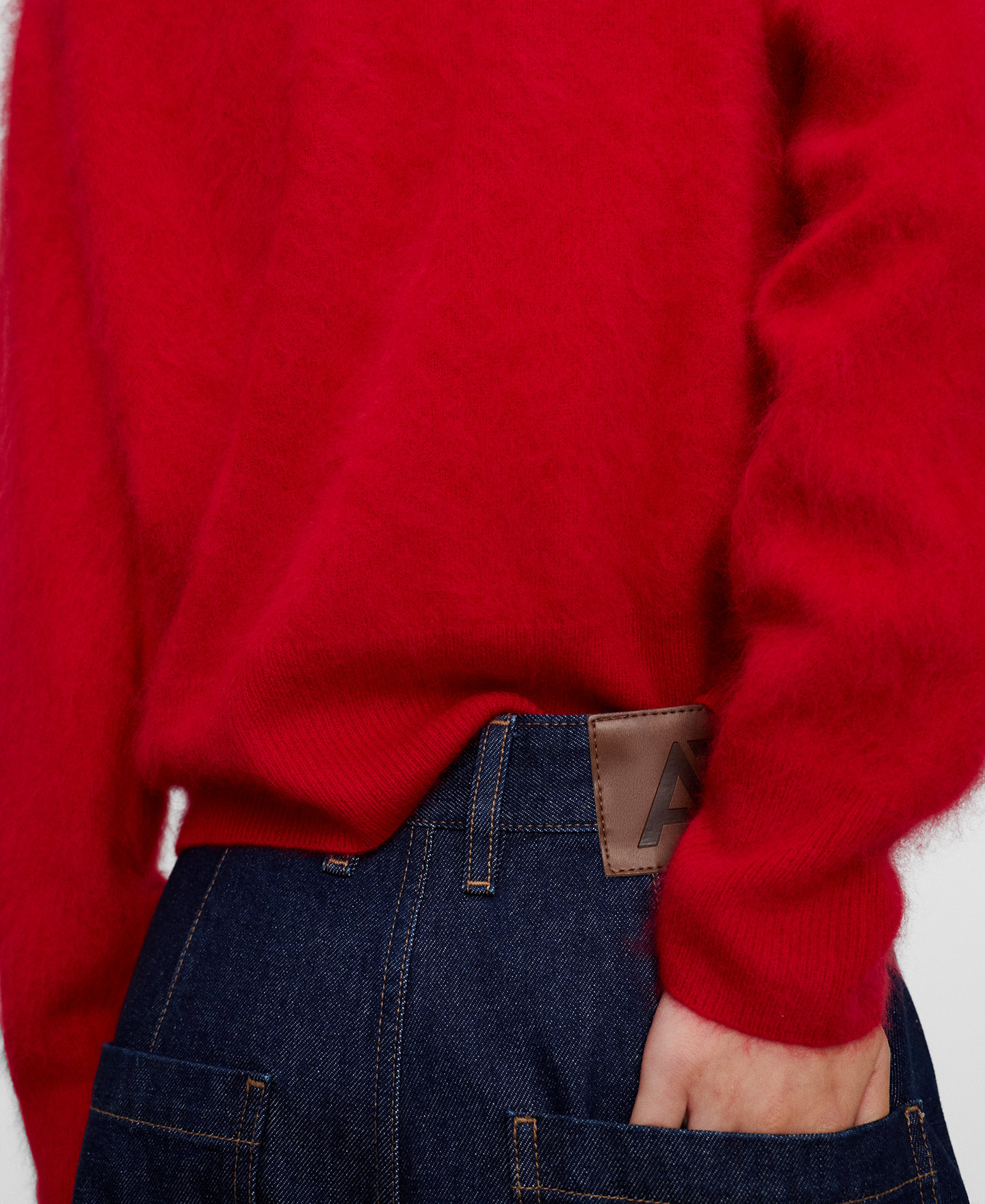 Brushed knit merino wool sweater image number 3