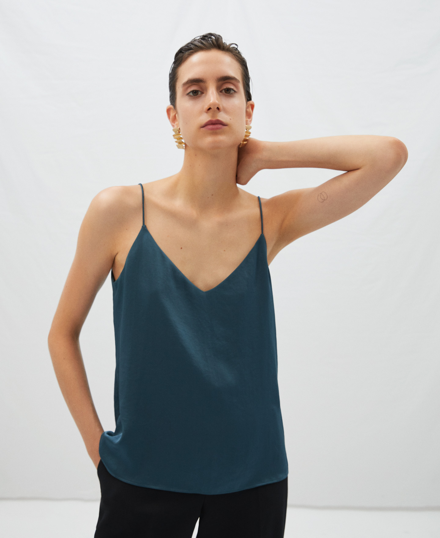 Double strap top image number 0