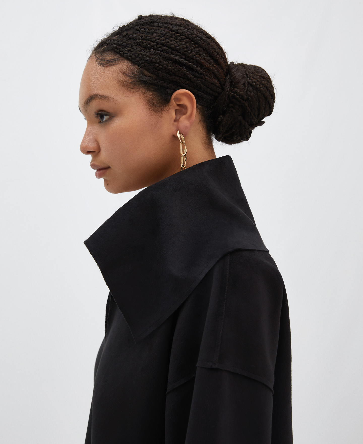Shawl collar sweater in faux suede image number 3
