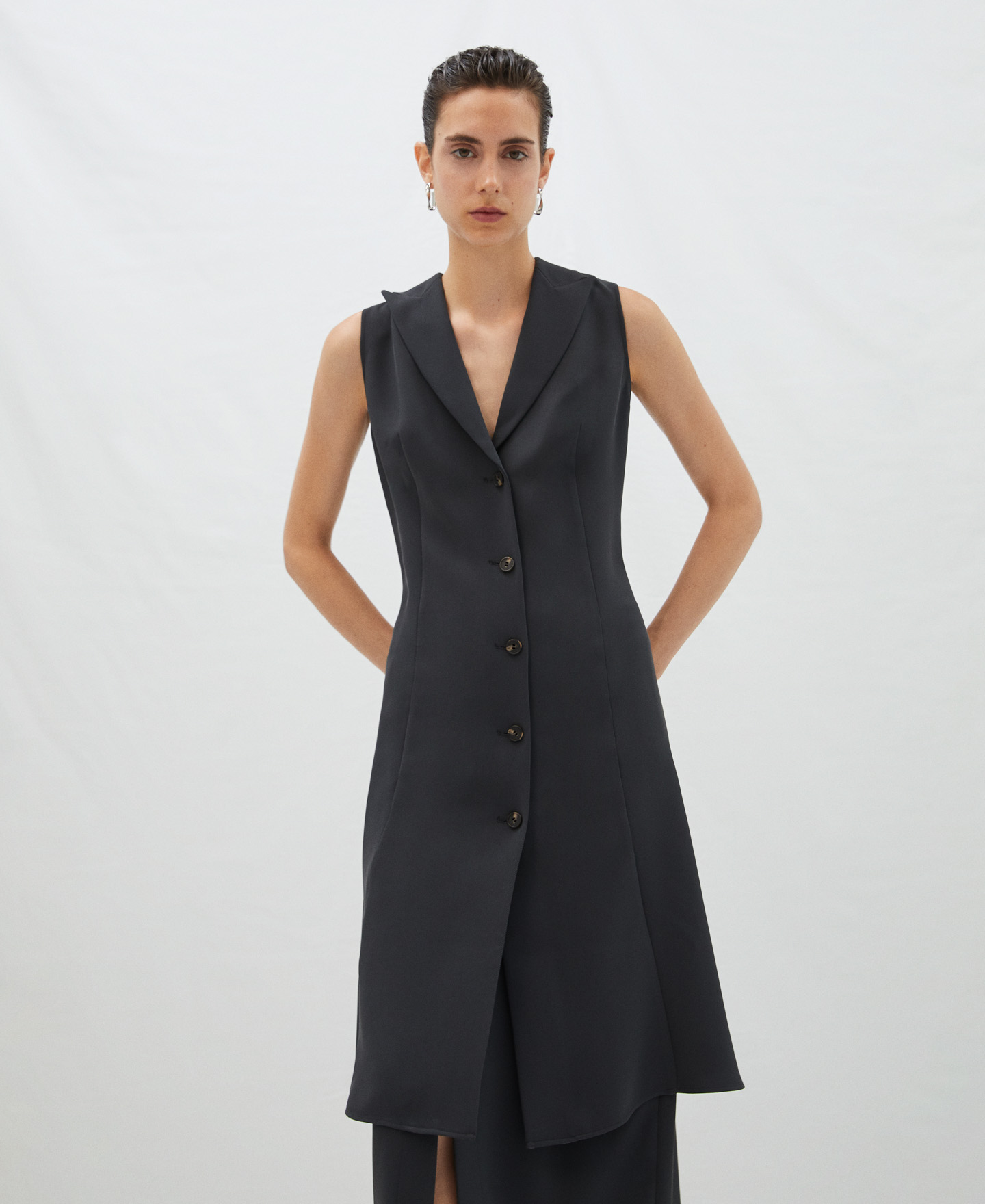 Lapel collar vest image number 0