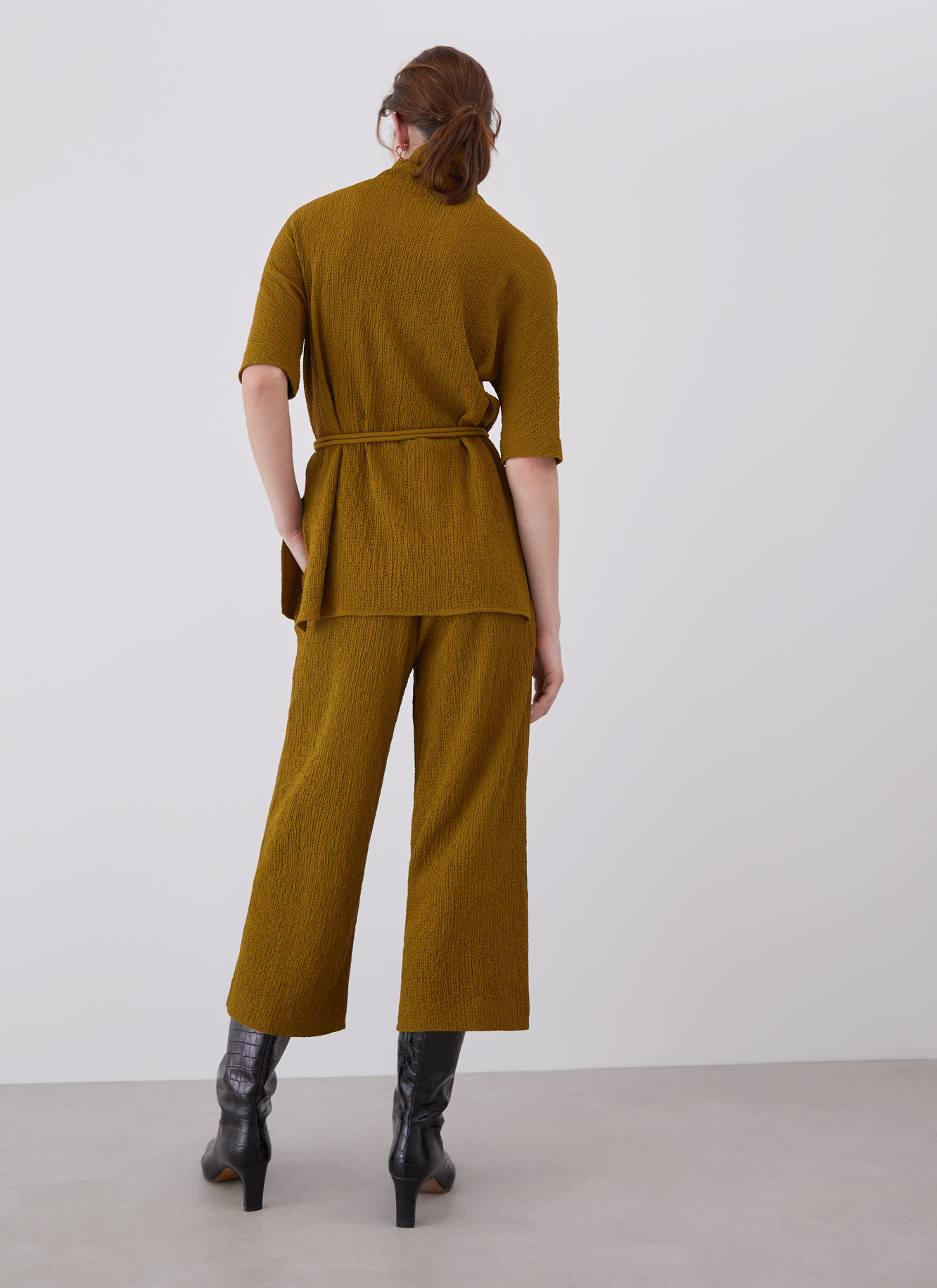 Viscose cropped trousers image number 1