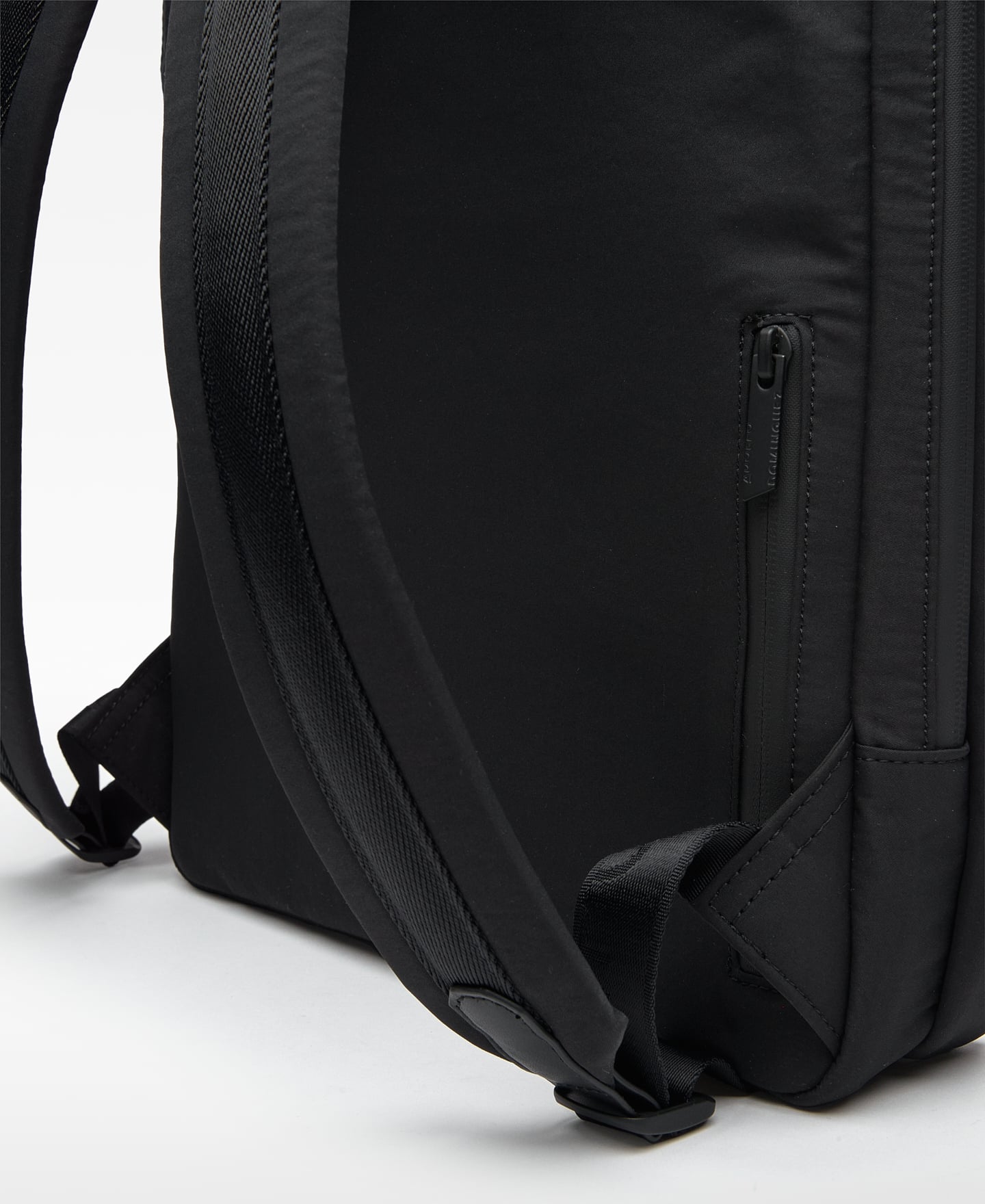 Mochila compacta nailon image number 3
