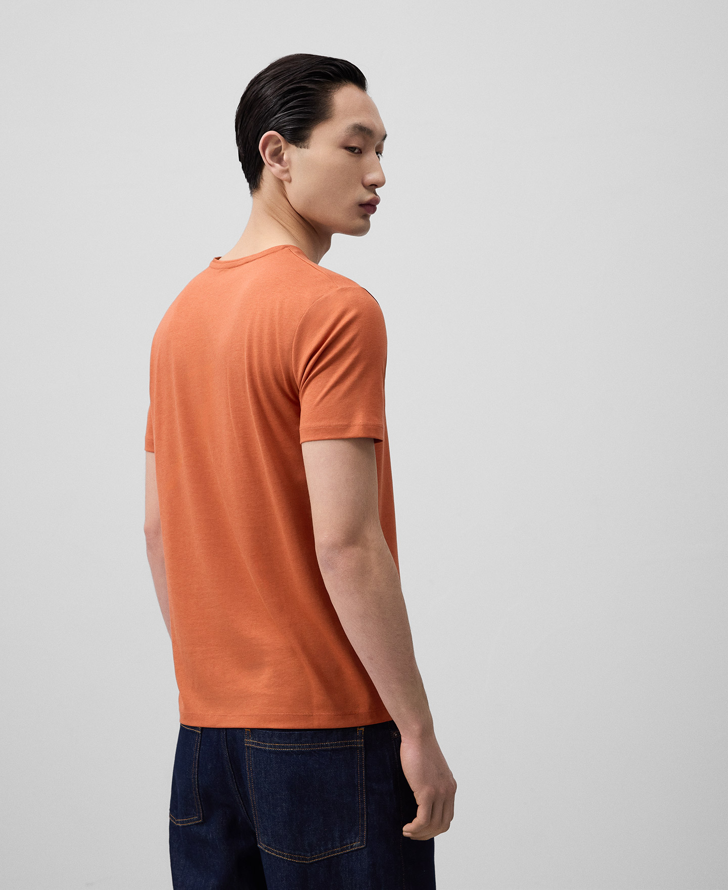 Regular fit short sleeve T-shirt man image number 2