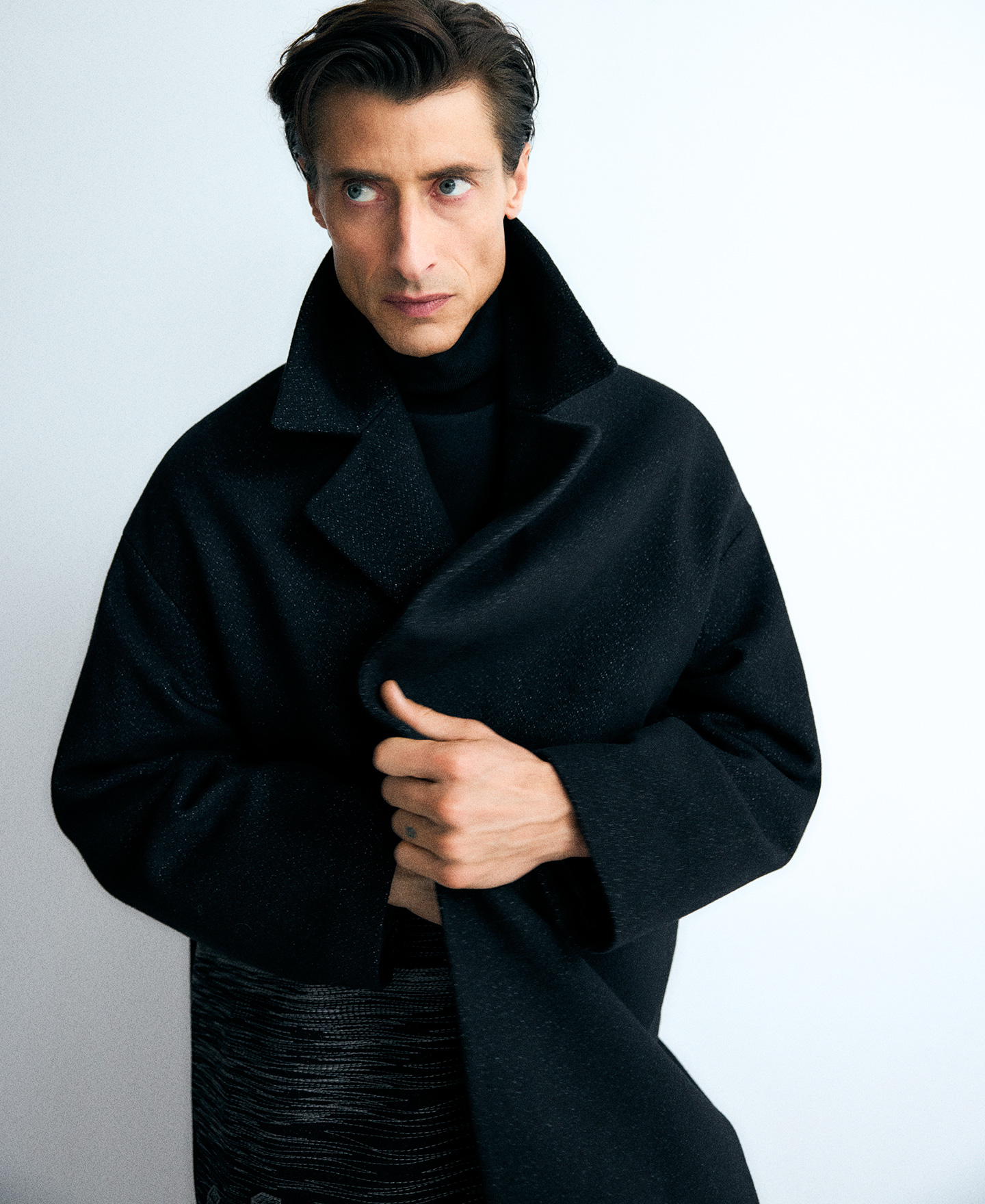 Oversize tailored embroidered coat man image number 3