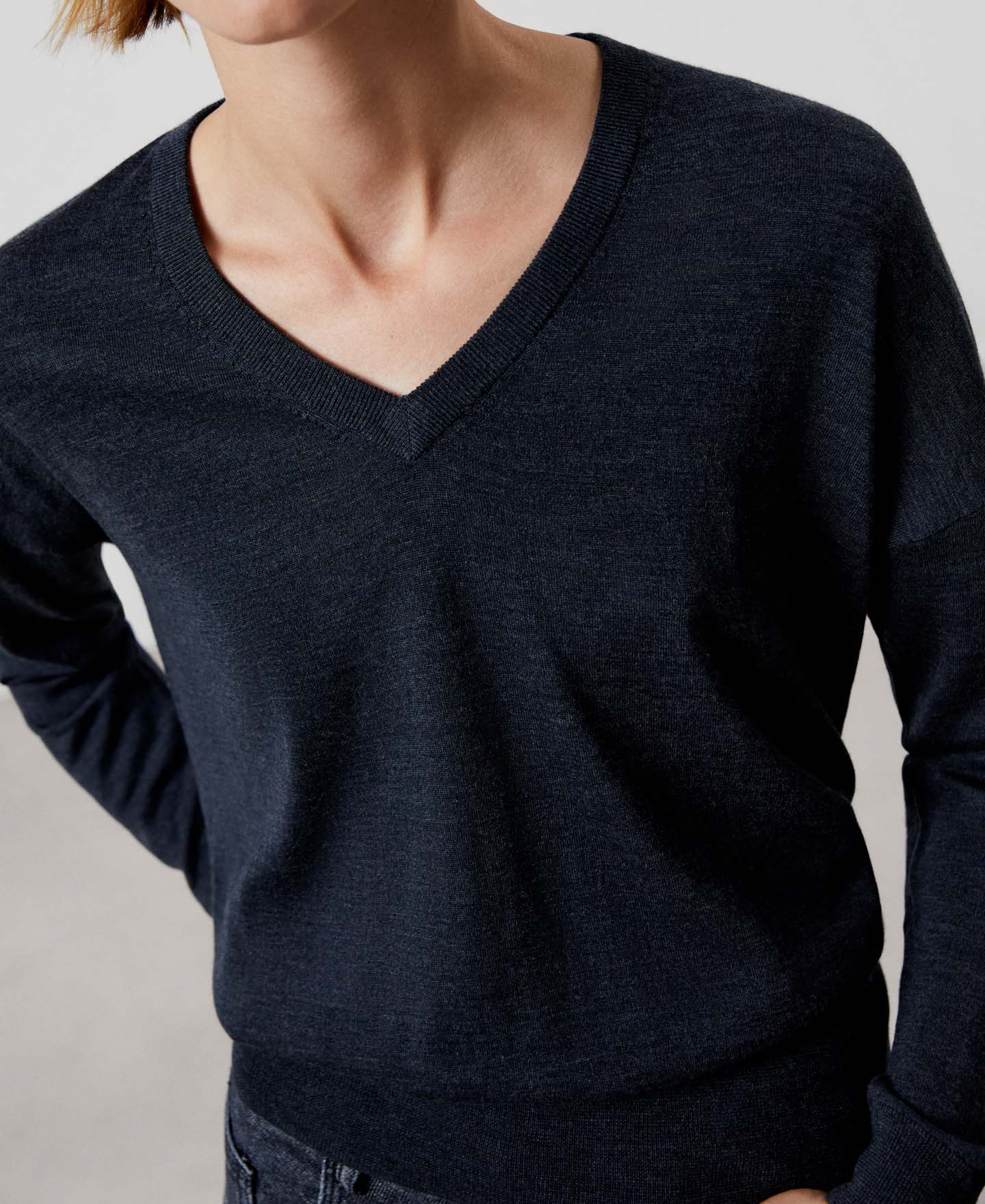 V-neckline merino wool sweater image number 3