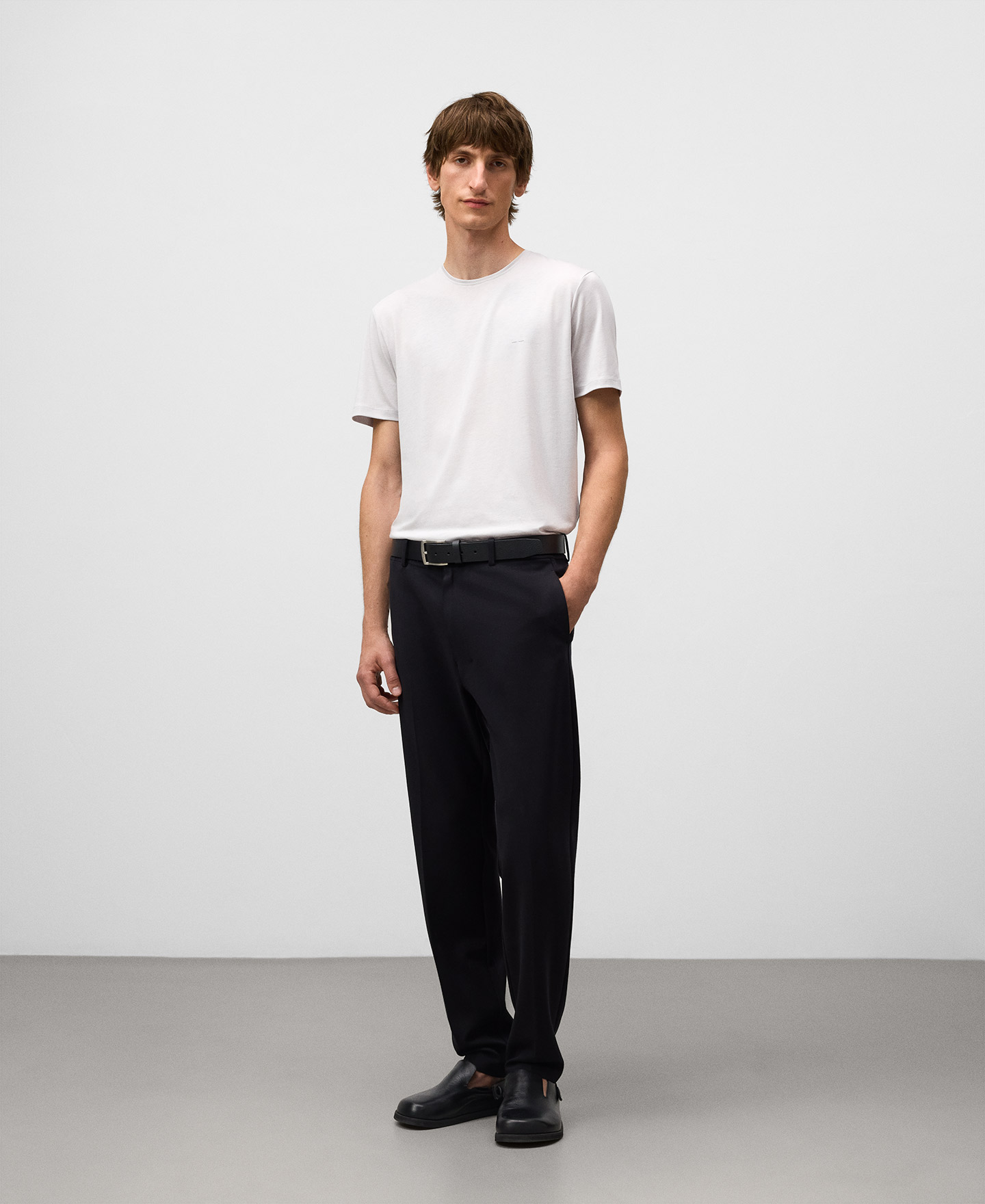 Regular fit short sleeve T-shirt man image number 1