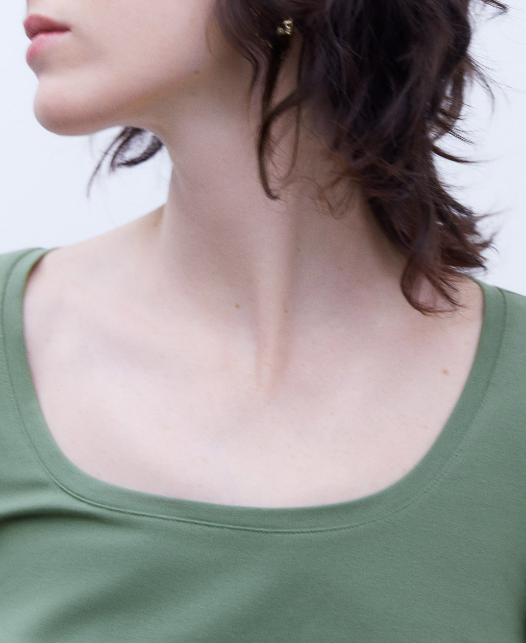 Long sleeve fluid T-shirt image number 3