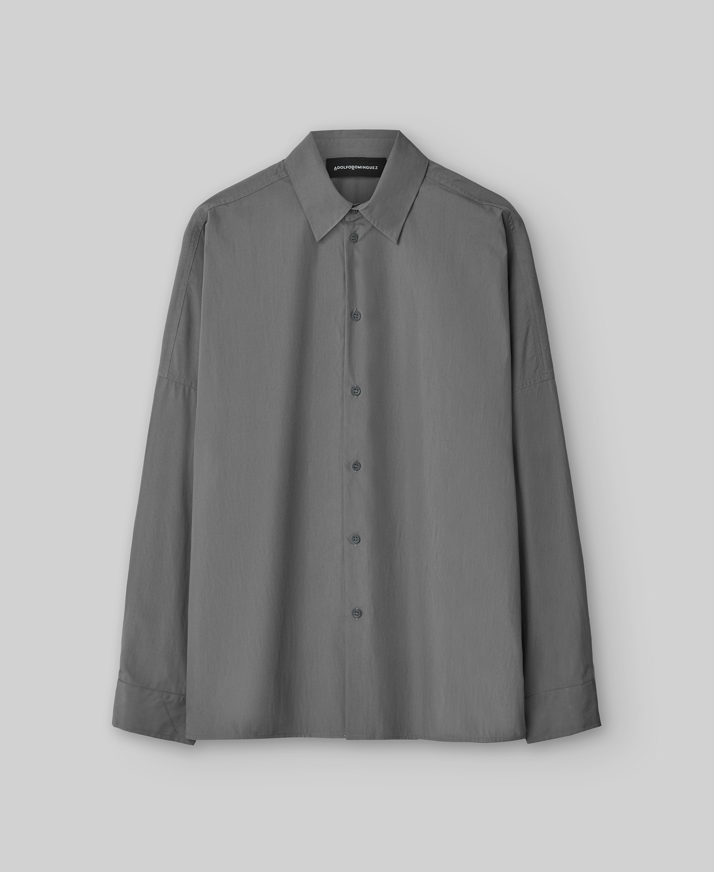 Charcoal grey shirt man image number 4