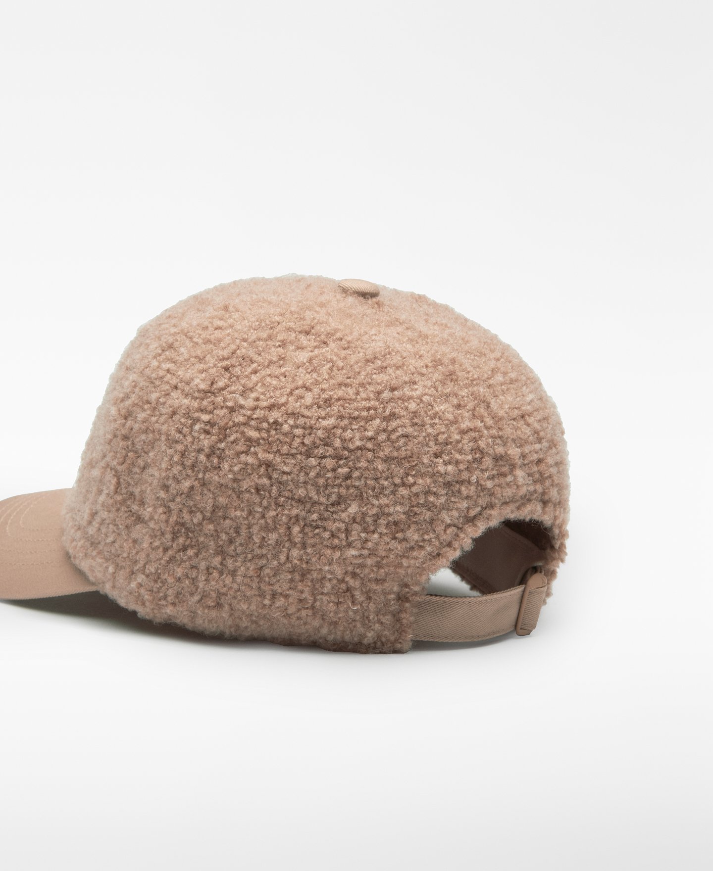 Gorra textura mujer image number 2