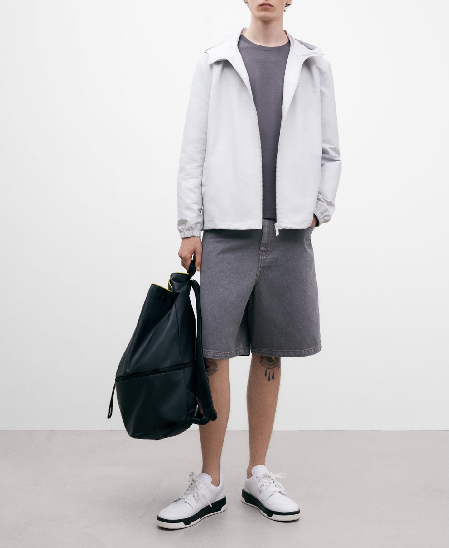 Cotton and nylon hooded jacket image number 1