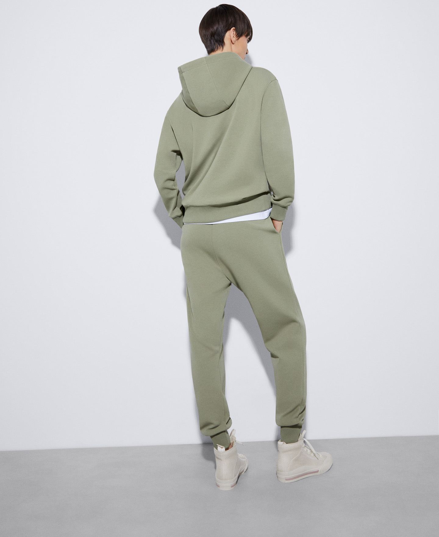 Sudadera capucha nylon reciclado image number 2
